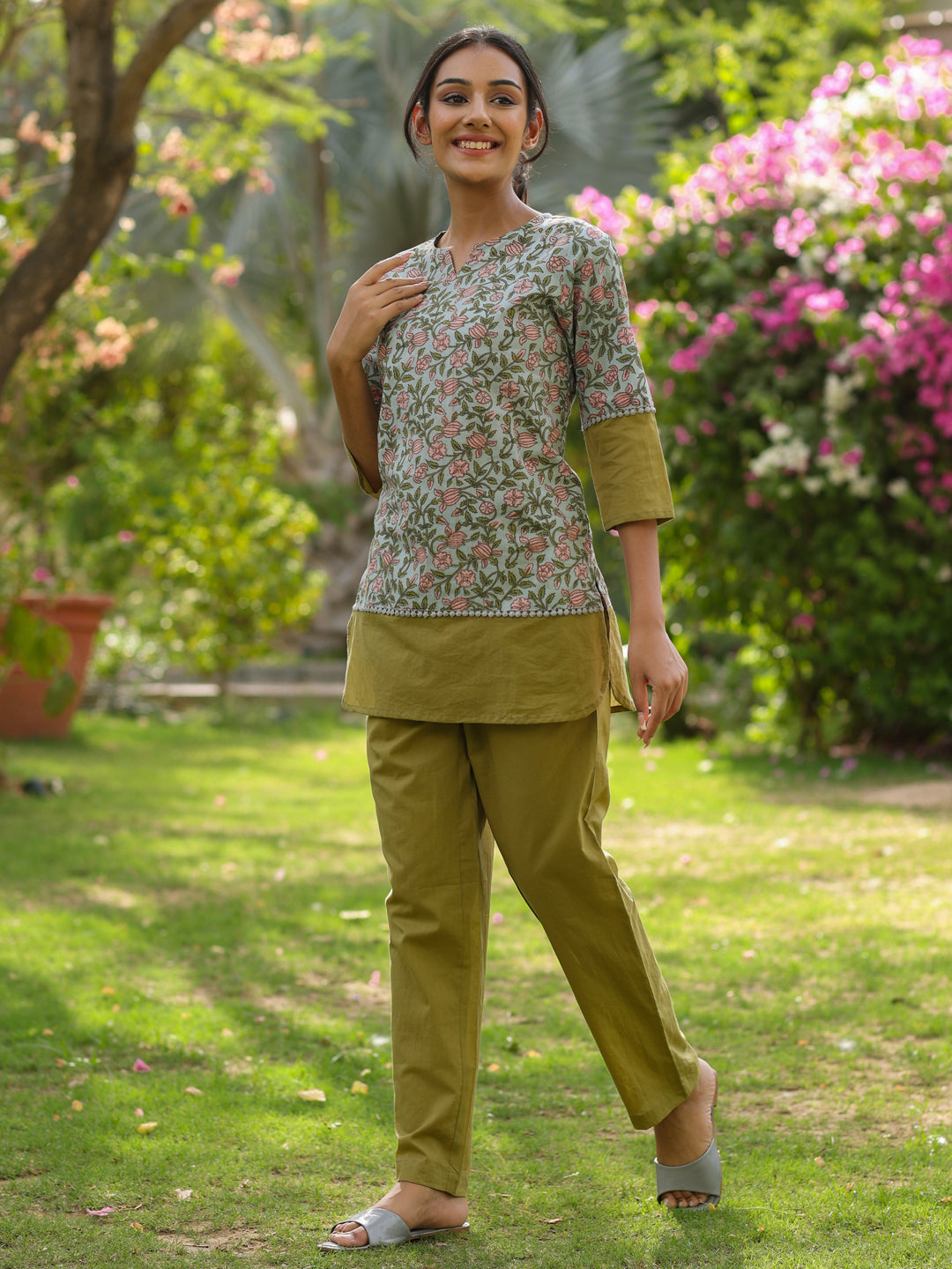 Olive Green Floral Printed Cotton Top With Solid Pants Loungewear Set