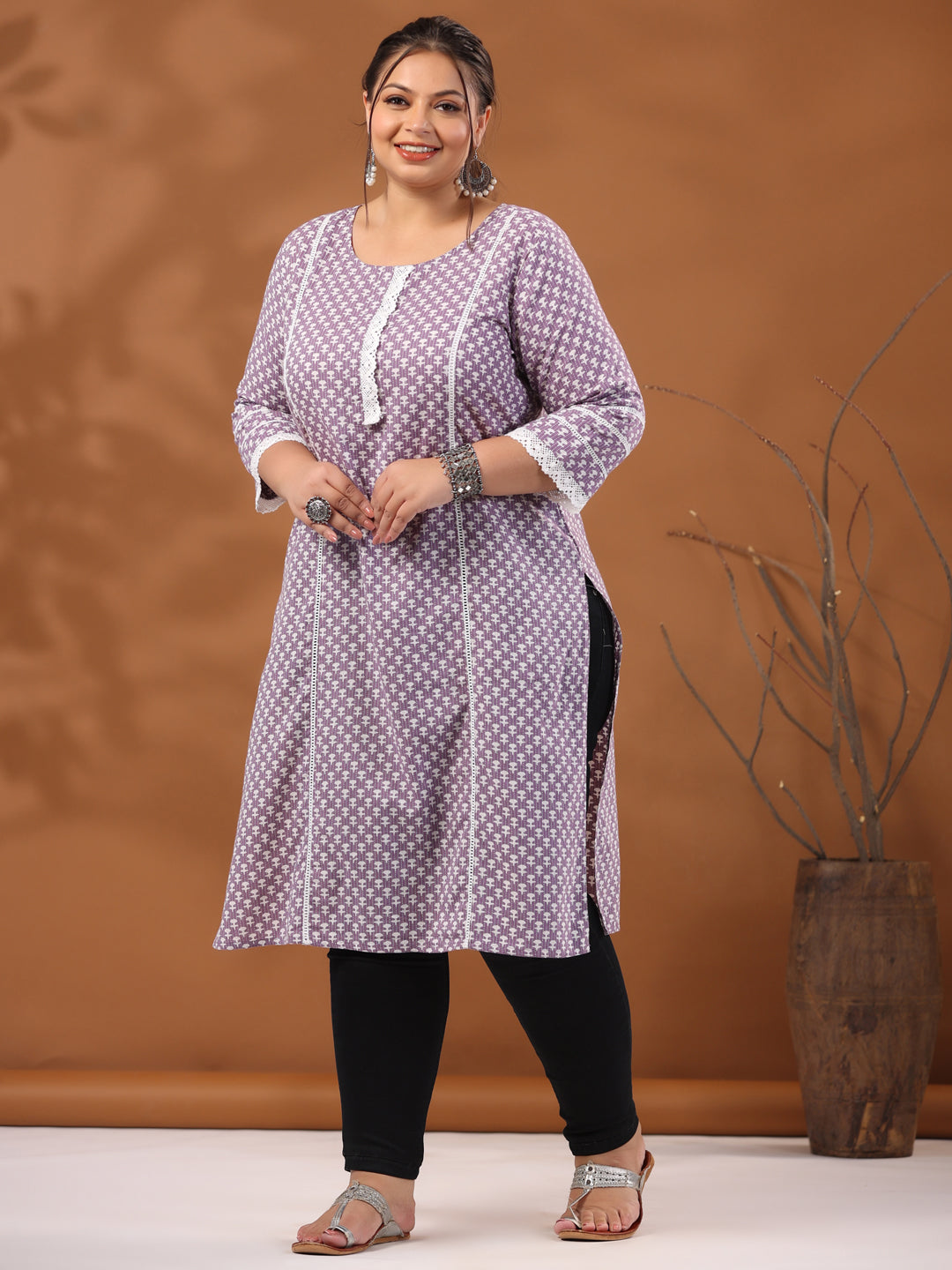 Lavender Plus Size Woven Kantha Printed Laced Straight Kurta