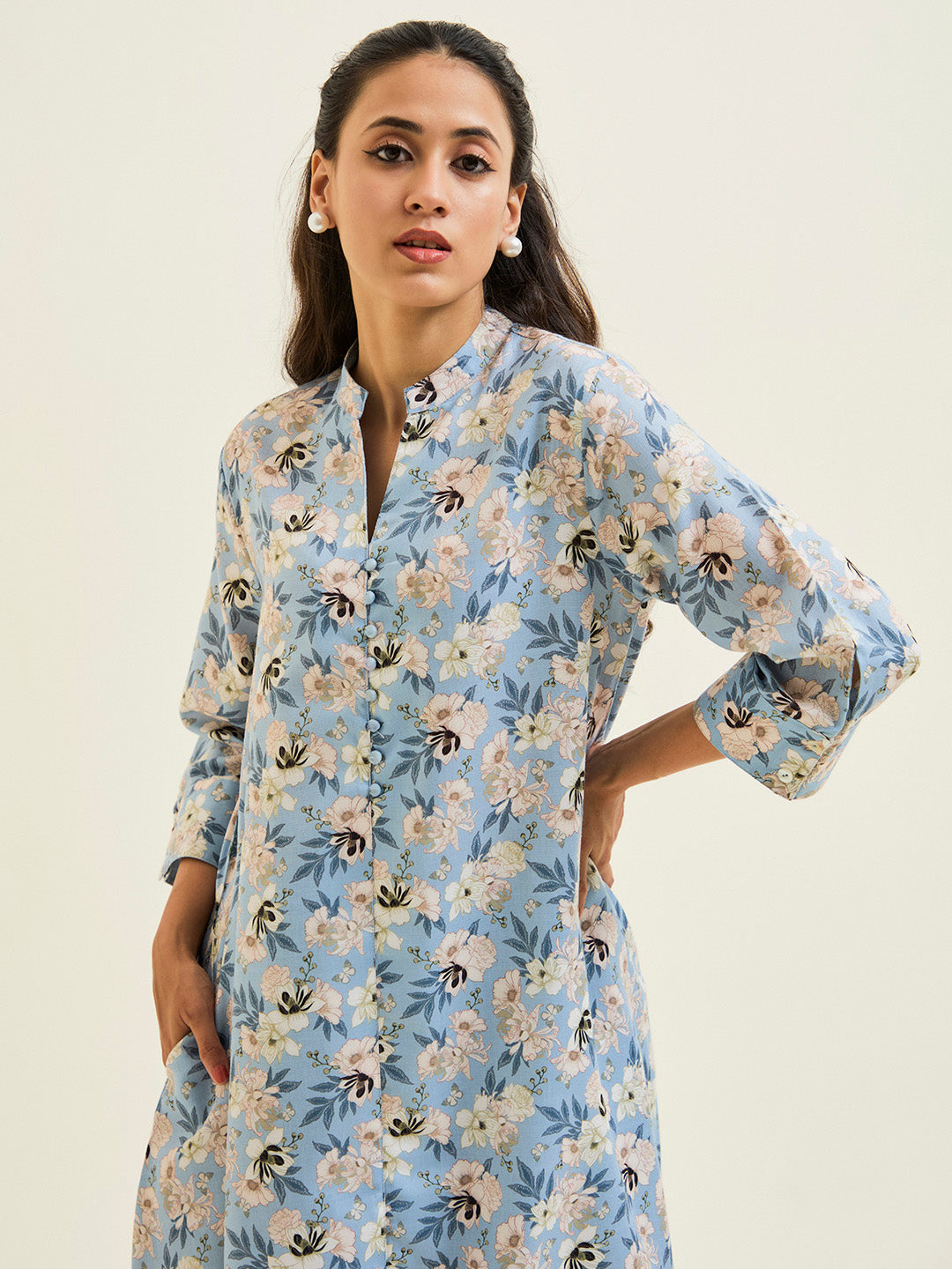 Blue A-line Floral Kurta With Pants