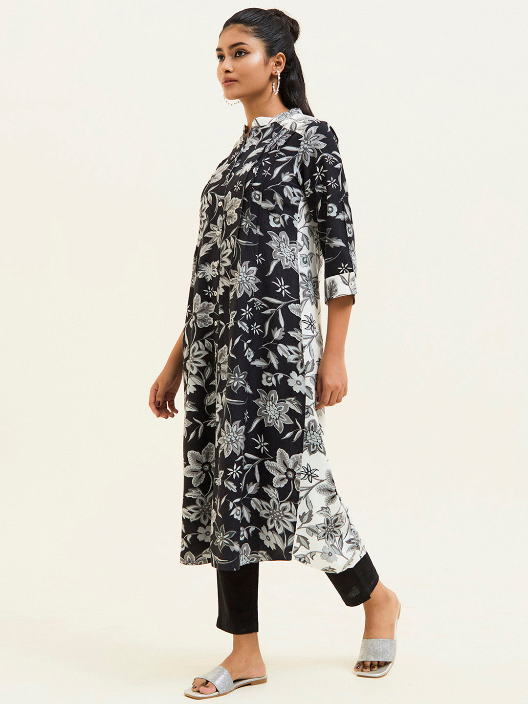 Black Floral Printed A-line Viscose Rayon Kurta