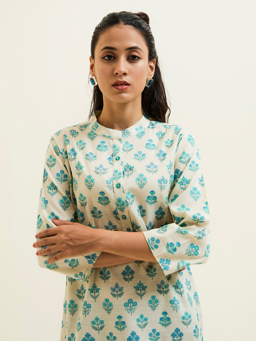 Turquoise Blue Ethnic Printed Short Kurta