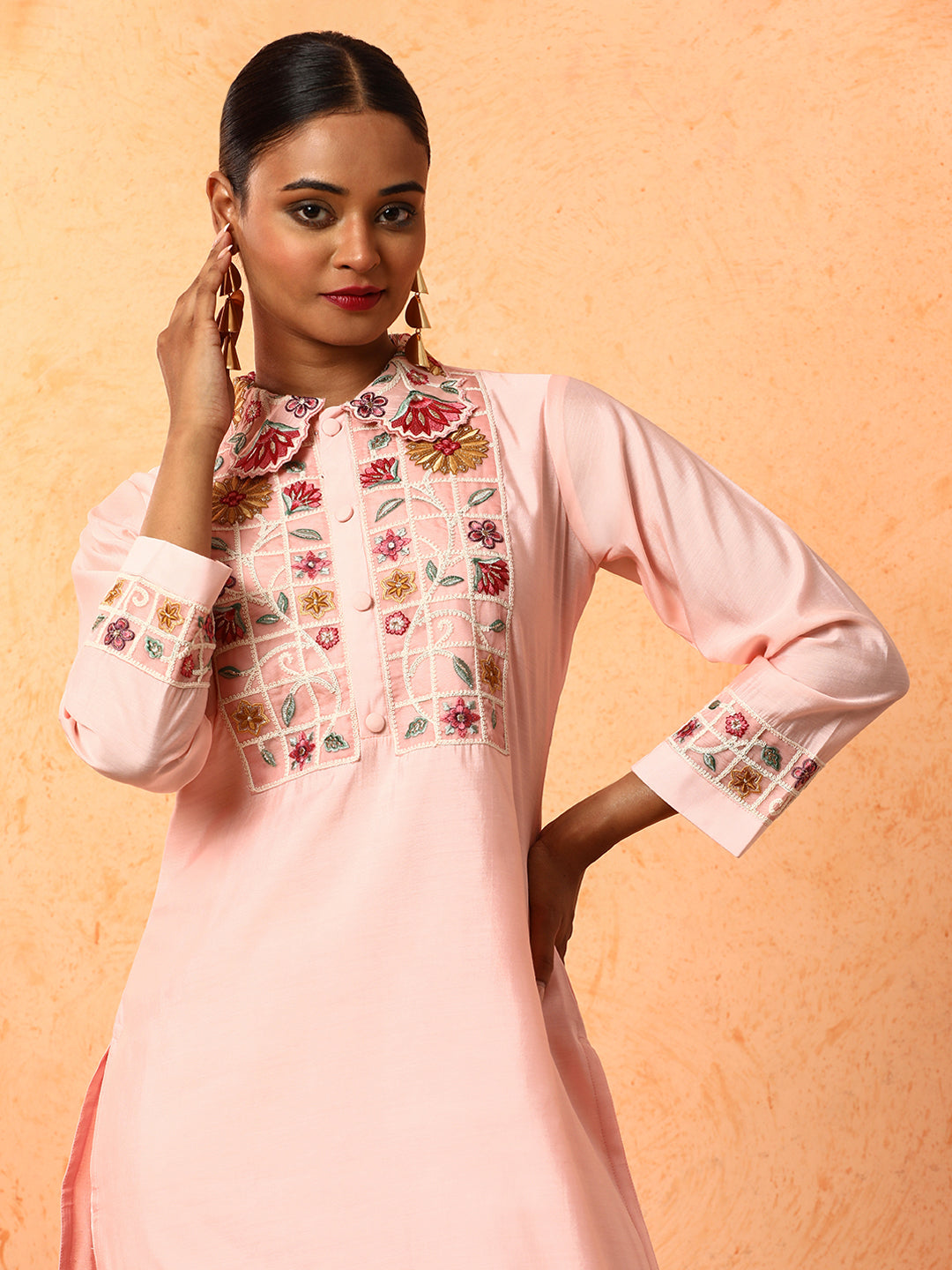 Floral Embroidered Straight Cotton Blend Kurta & Trousers Sets