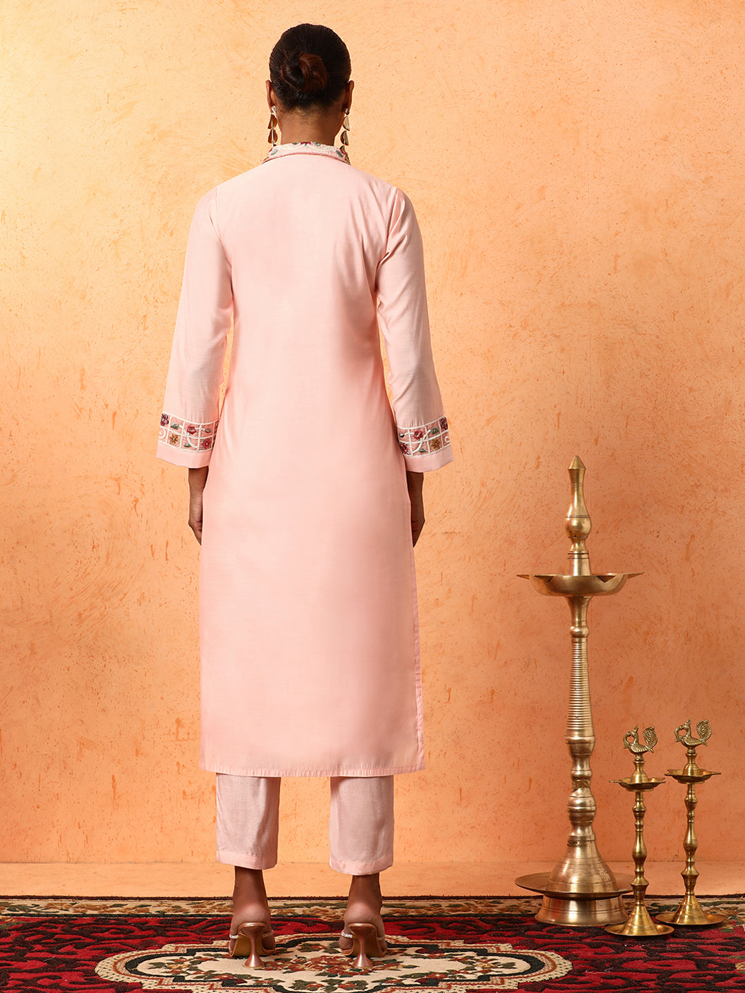 Floral Embroidered Straight Cotton Blend Kurta & Trousers Sets