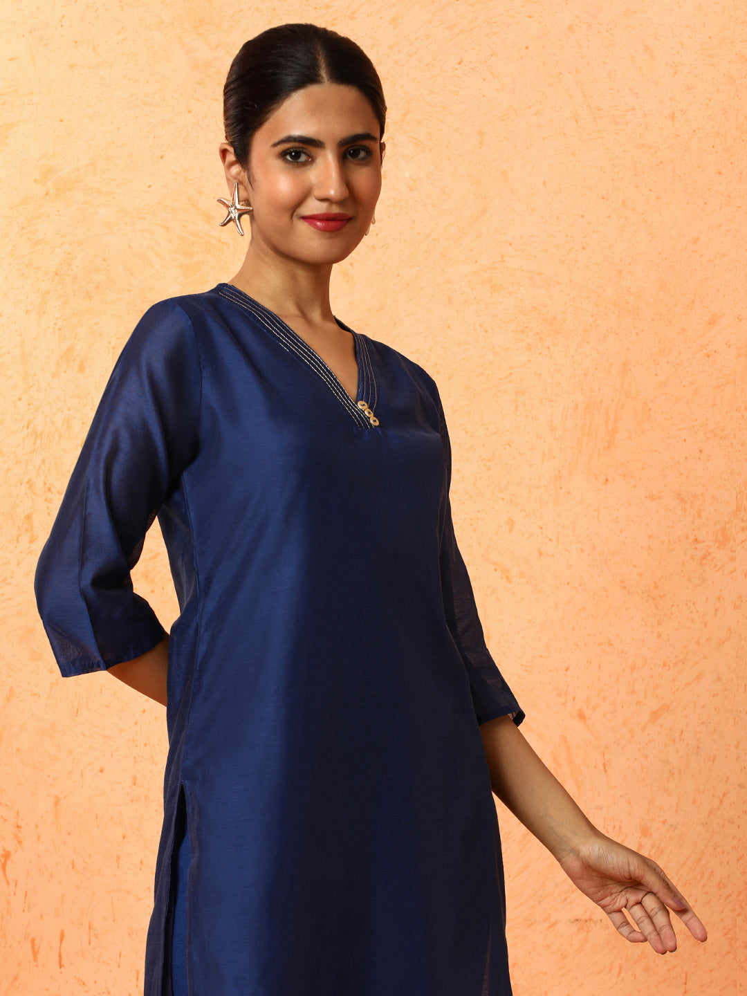 Solid Embroidered Straight Chanderi Silk Kurta