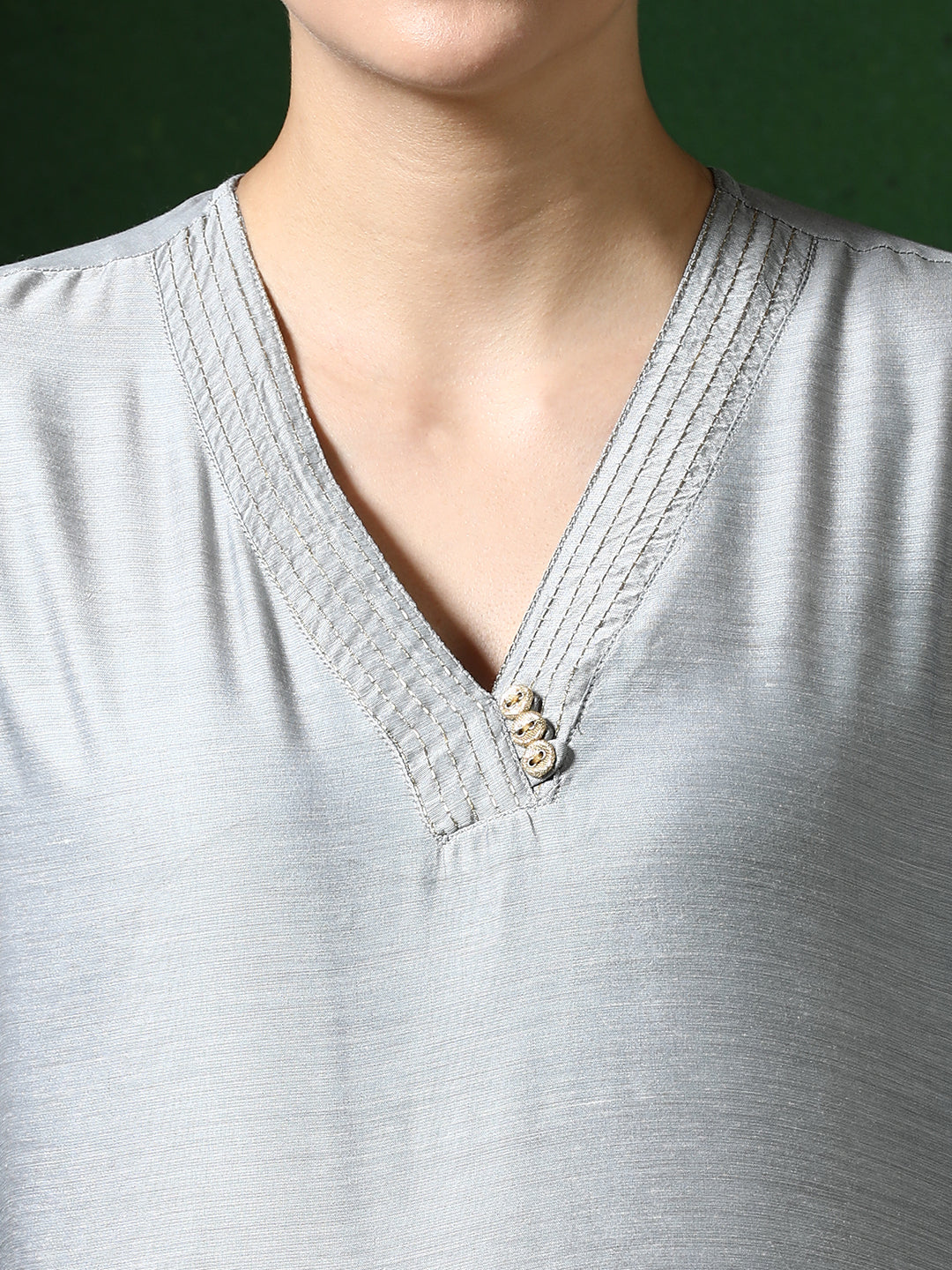 Solid Embroidered Straight Chanderi Silk Kurta