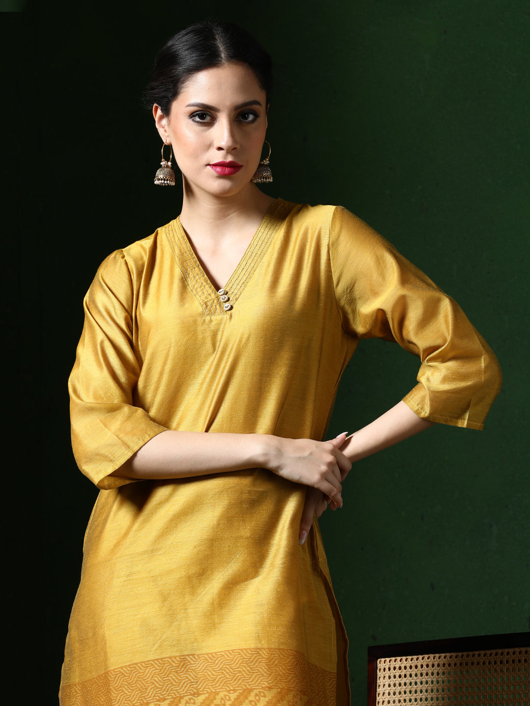 Solid Embroidered Straight Chanderi Silk Kurta