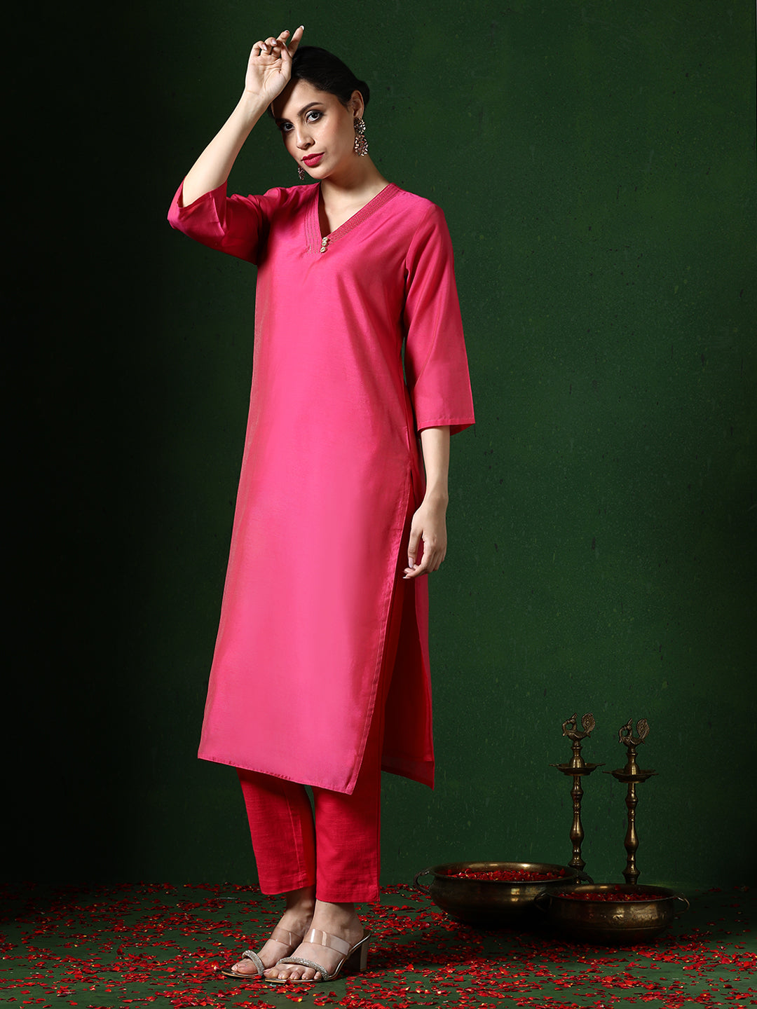 Solid Embroidered Straight Chanderi Silk Kurta