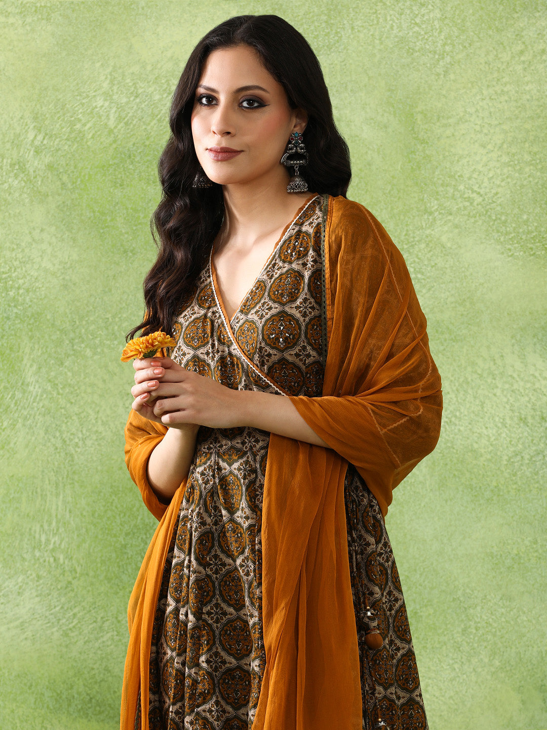 Floral Embroidered A-Line Pure Cotton Kurta & Trousers Sets