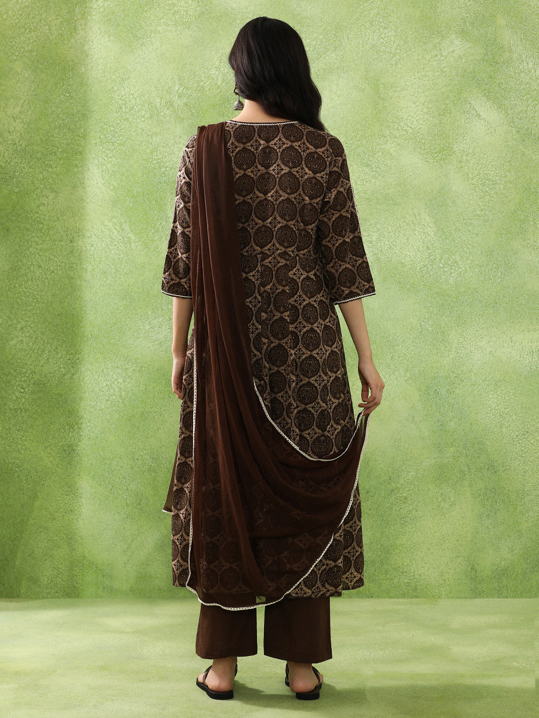 Floral Embroidered A-Line Pure Cotton Kurta & Trousers Sets