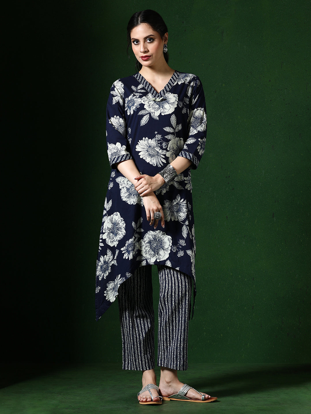 Floral Embroidered A-Line Pure Cotton Kurta & Palazzos Sets