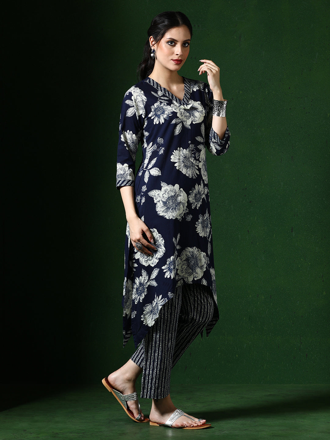 Floral Embroidered A-Line Pure Cotton Kurta & Palazzos Sets