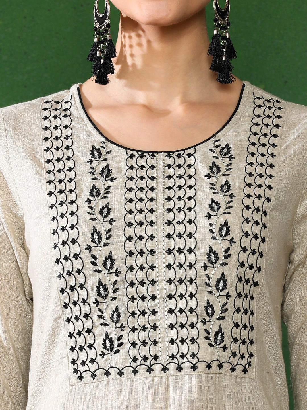 Floral Embroidered Straight kurta & Trousers Sets