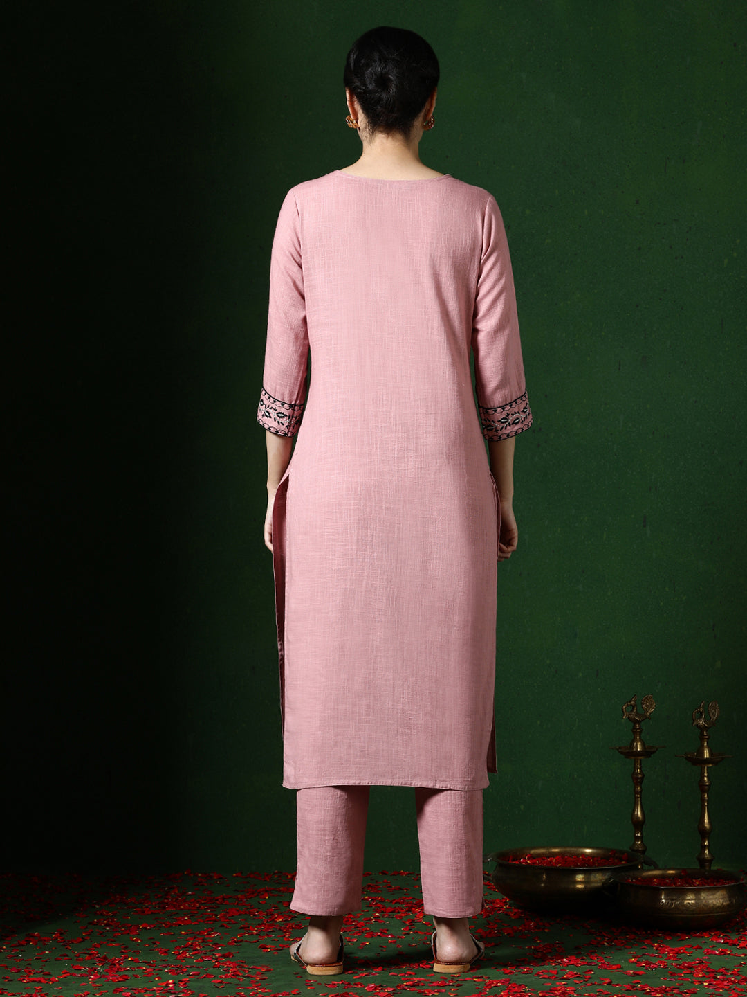 Floral Embroidered Straight Cotton Blend Kurta & Trousers Sets