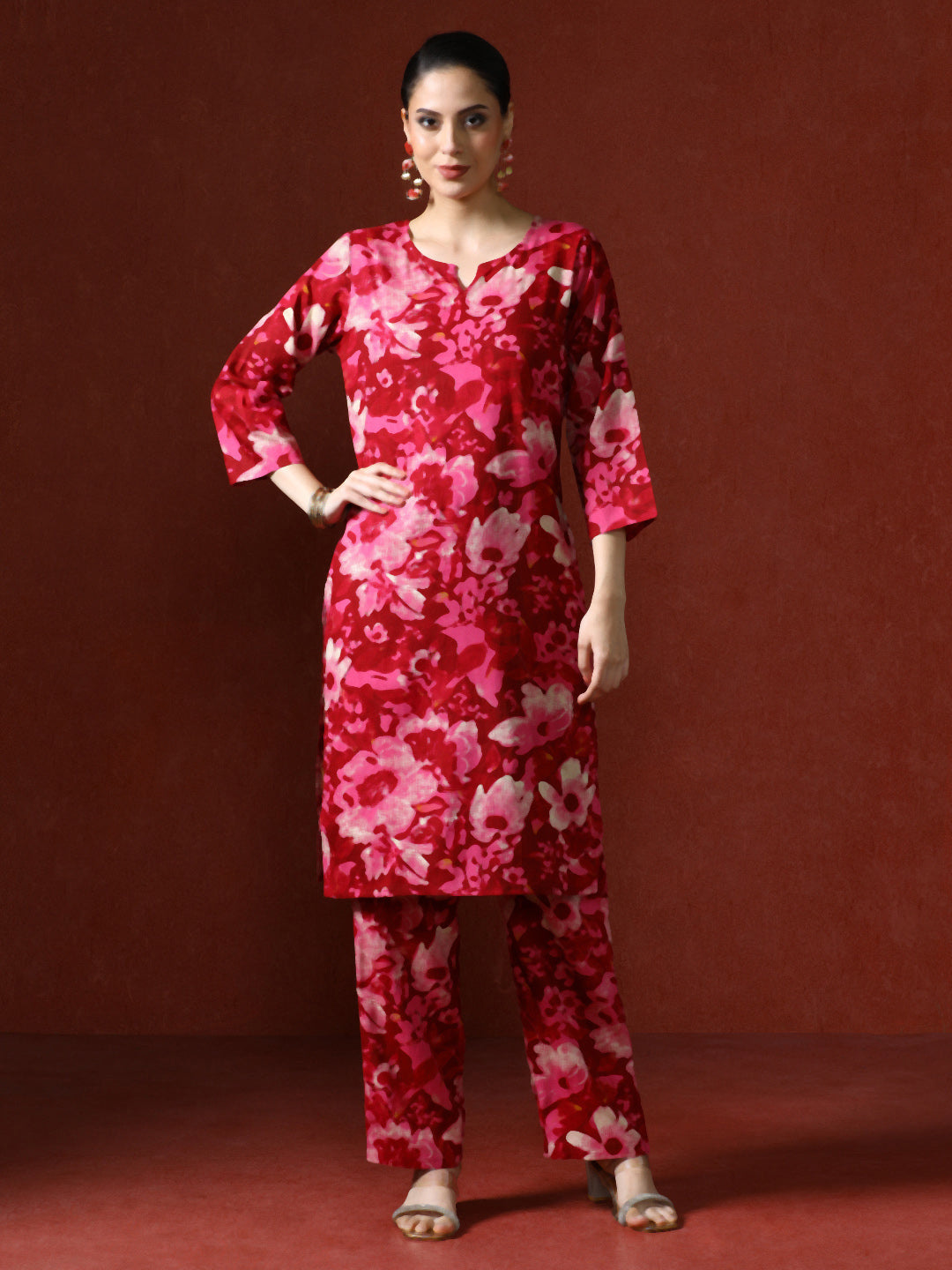 Floral Printed Straight Kurta & Trousers Sets