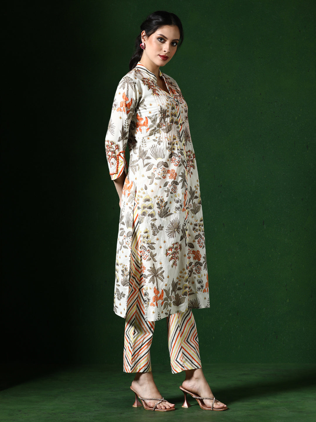 Floral Embroidered A-Line Pure Cotton Kurta & Trousers Sets
