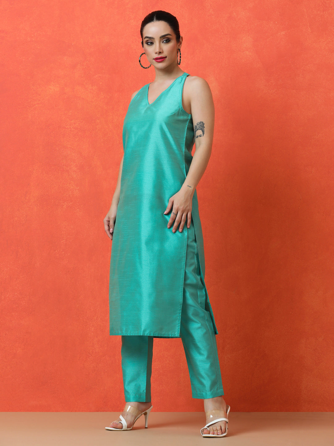 Solid Straight silk blend Kurta & Trousers Sets