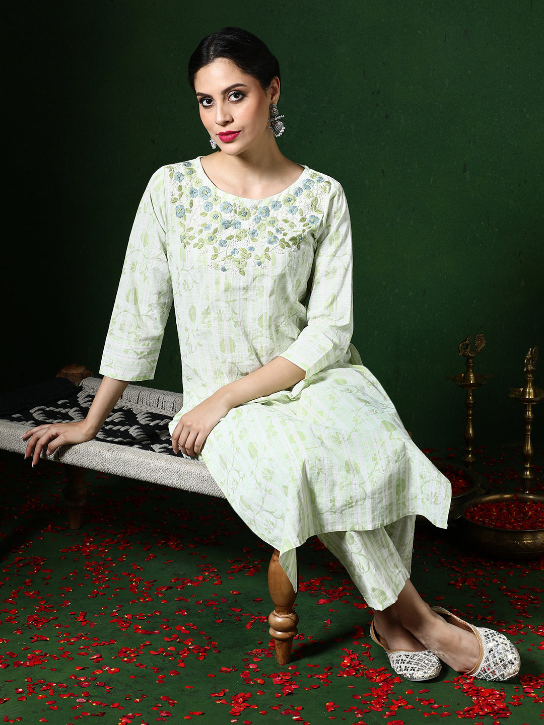 Floral Embroidered Straight Cotton Blend Kurta & Trousers Sets