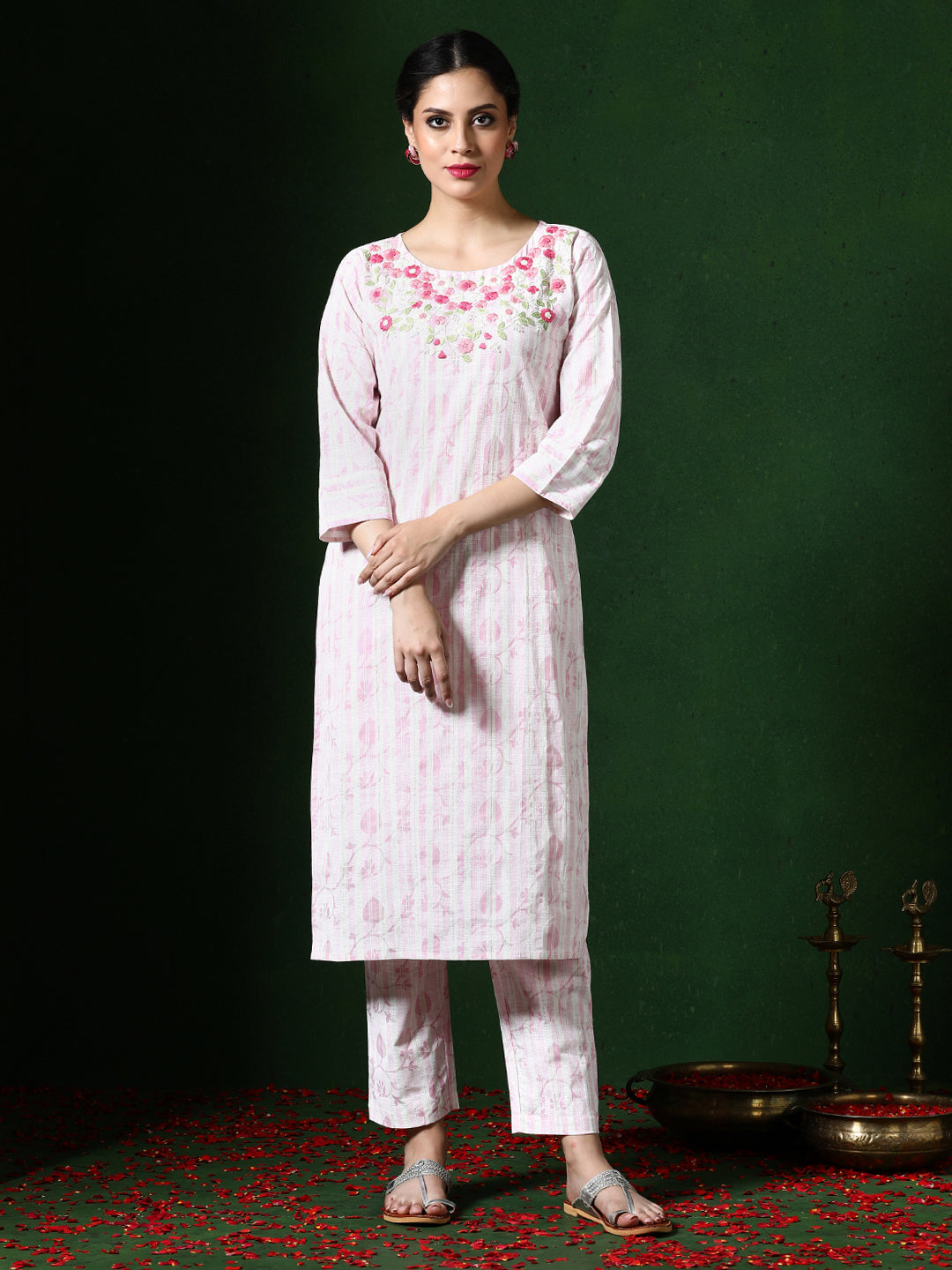Floral Embroidered Straight Cotton Blend Kurta & Trousers Sets