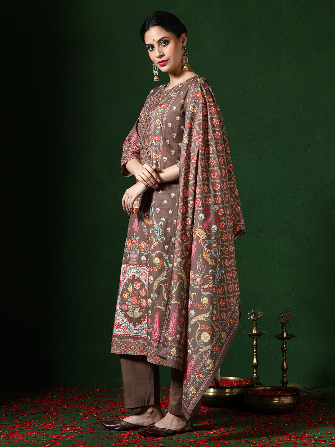 Floral Embroidered A-Line Pure Cotton Kurta & Trousers Sets