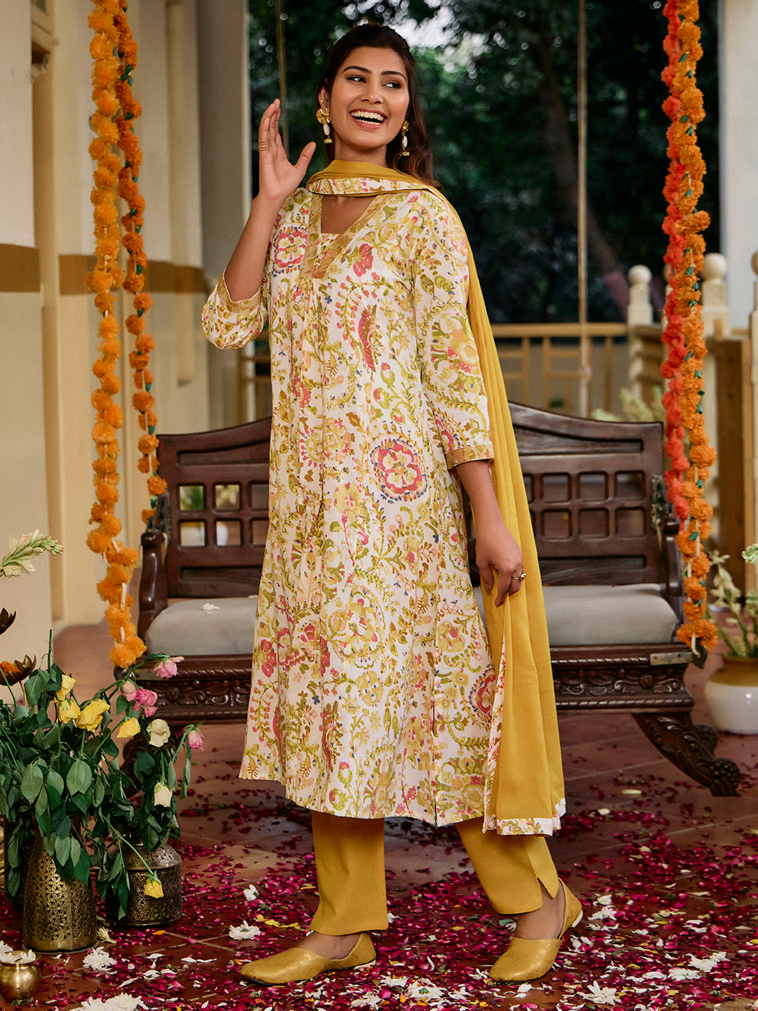 Printed A-Line Pure Cotton Kurta & Trousers Sets