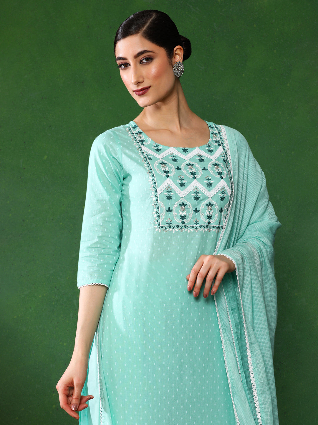 Floral Embroidered Straight kurta & Trousers Sets