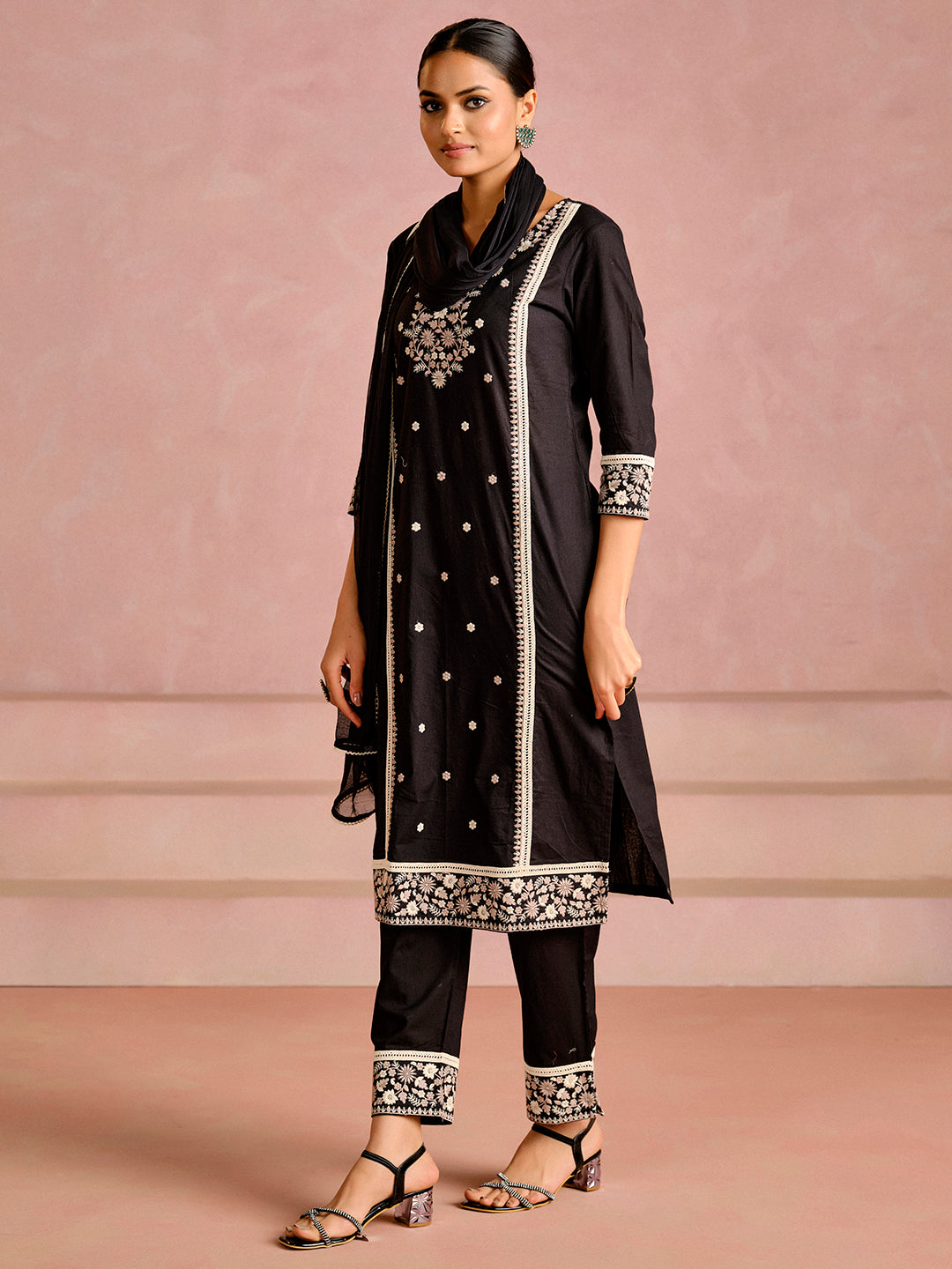 Embroidered Straight Pure Cotton Kurta & Trousers Sets