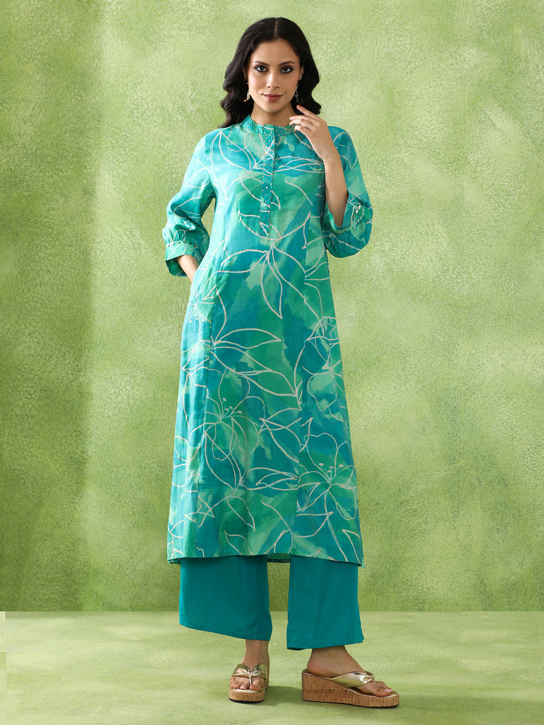Floral Embroidered Straight Cotton Blend Kurta