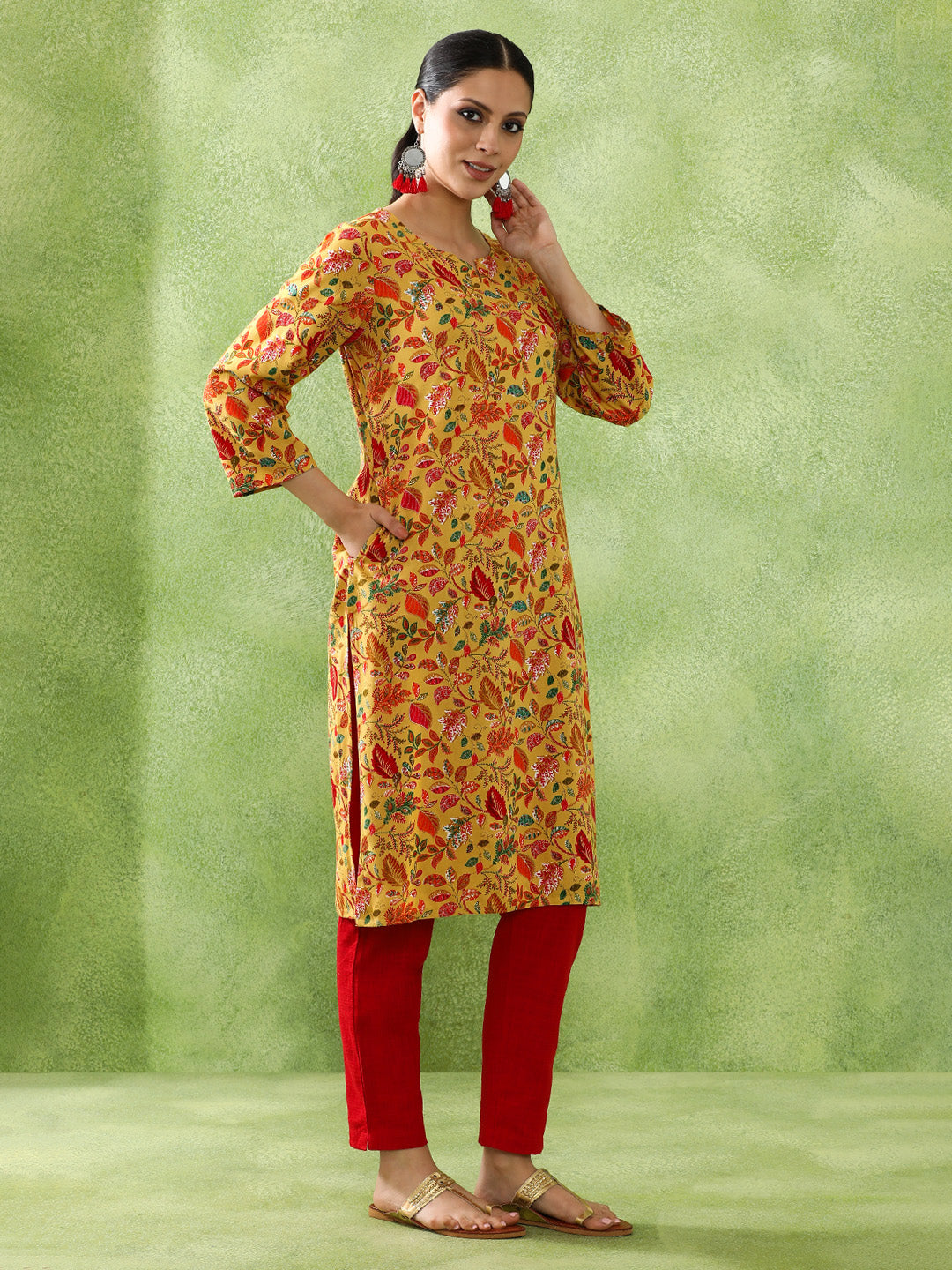 Floral Printed Straight Kurta