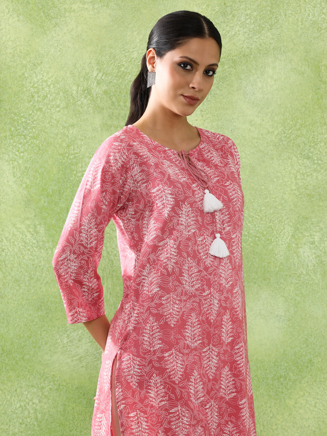 Floral Embroidered Straight Kurta