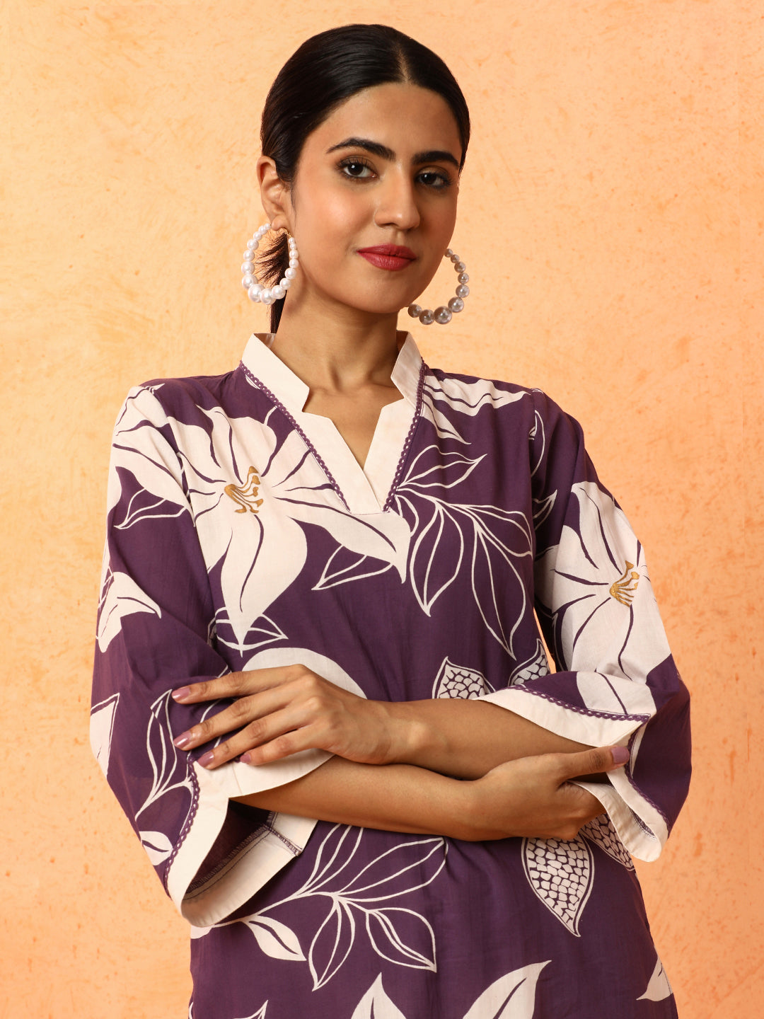 Floral Embroidered Straight Pure Cotton Kurta