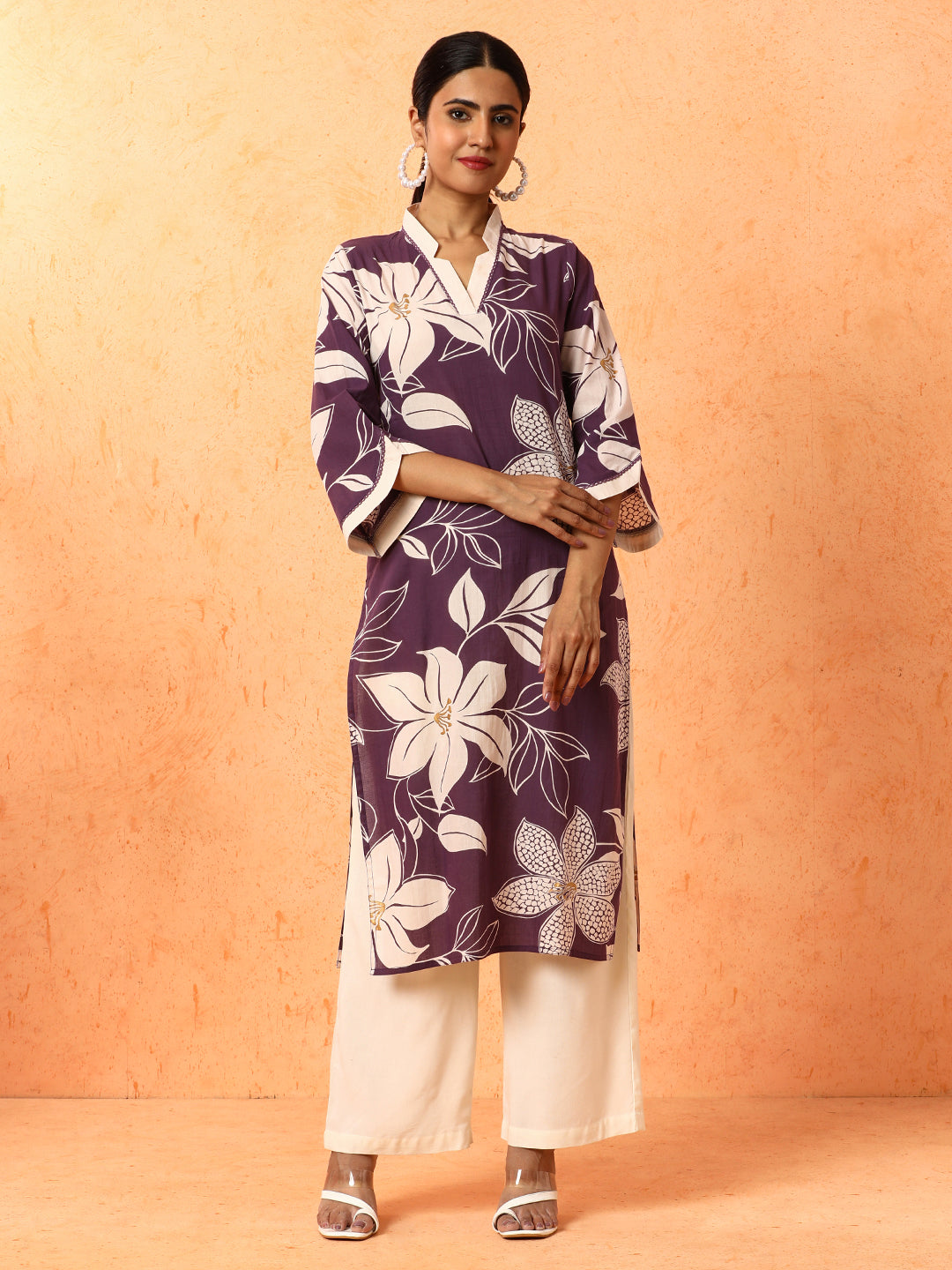 Floral Embroidered Straight Pure Cotton Kurta