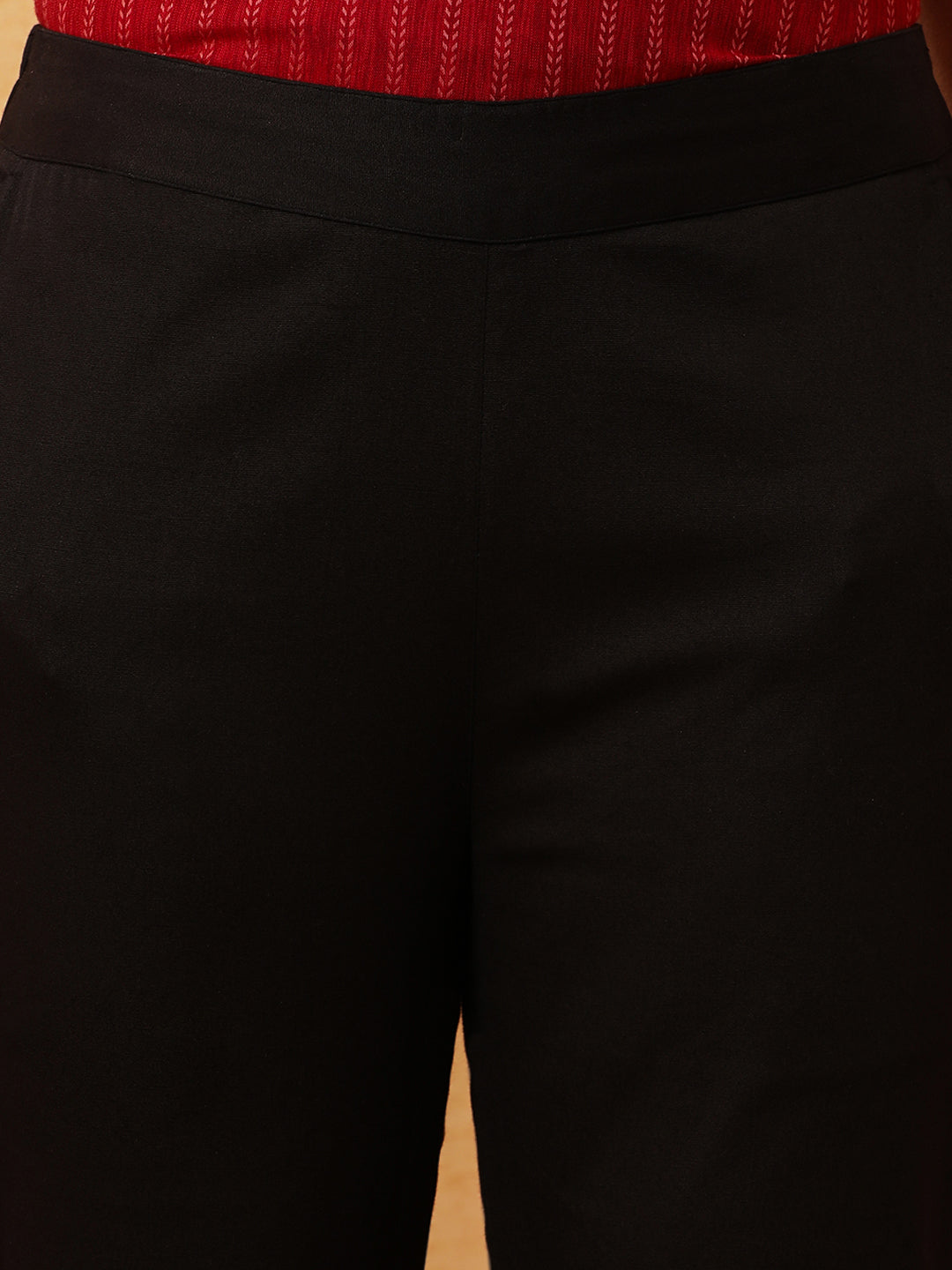 Women Black Solid Regular Trousers