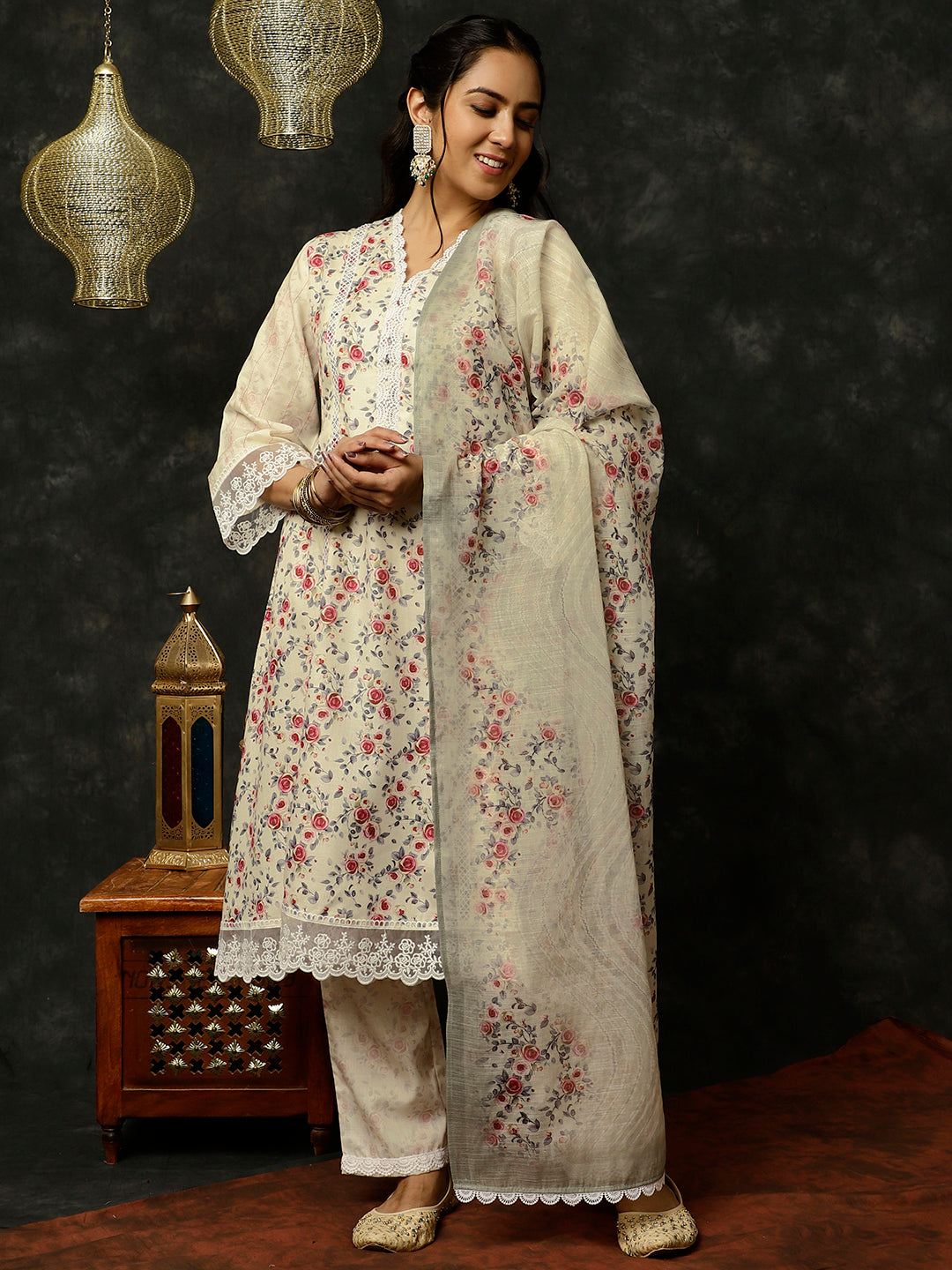 LIGHT YELLOW ROSE PRINTED PAKISTANI KURTA WITH PALAZZO AND DUPATTA