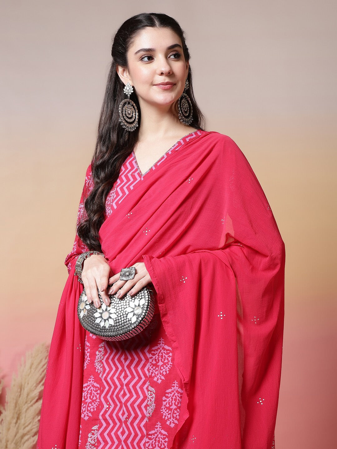 Floral Embroidered Straight Pure Cotton Kurta & Trousers Sets