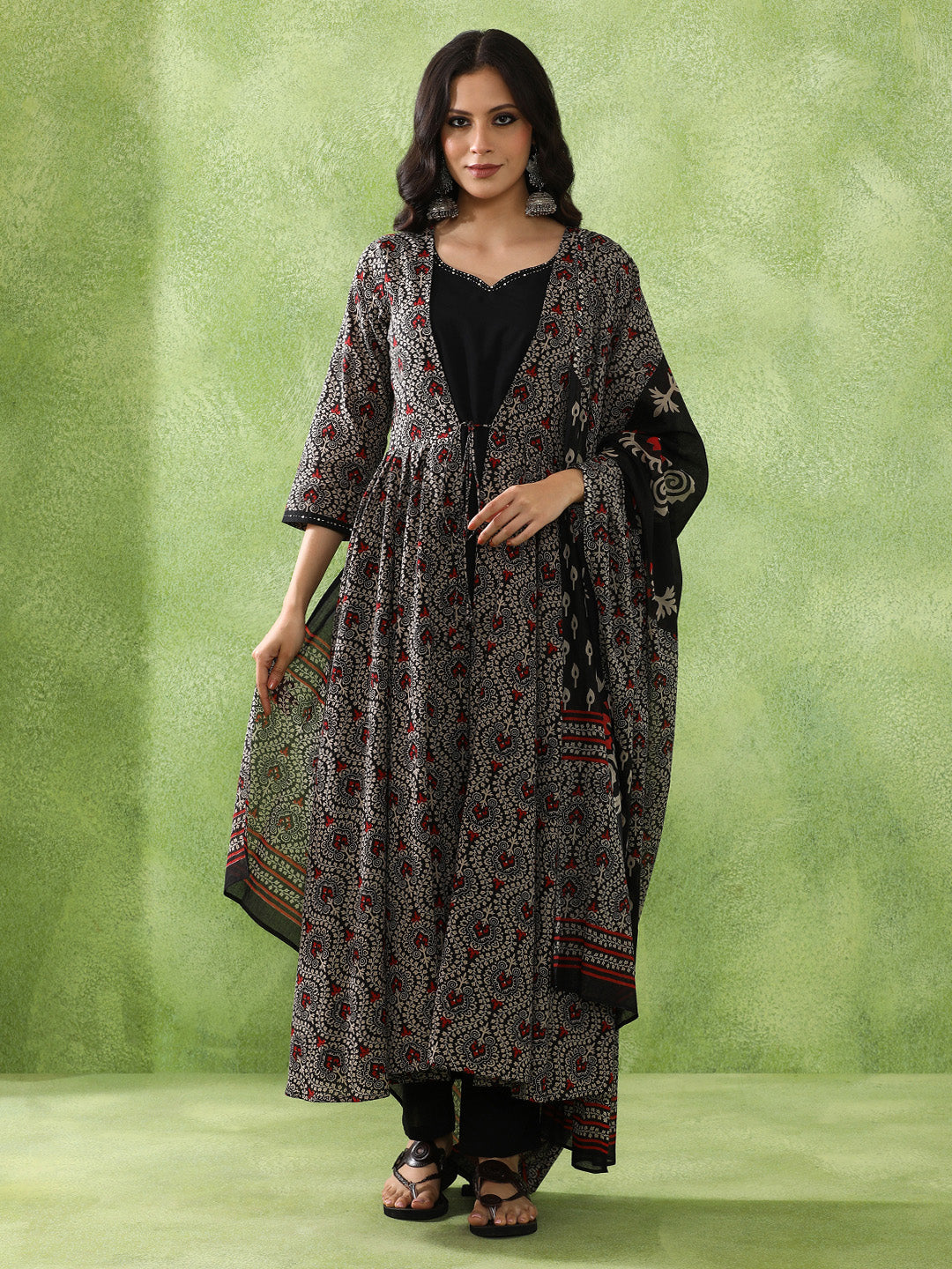 Floral Embroidered A-Line Pure Cotton Kurta & Trousers Sets