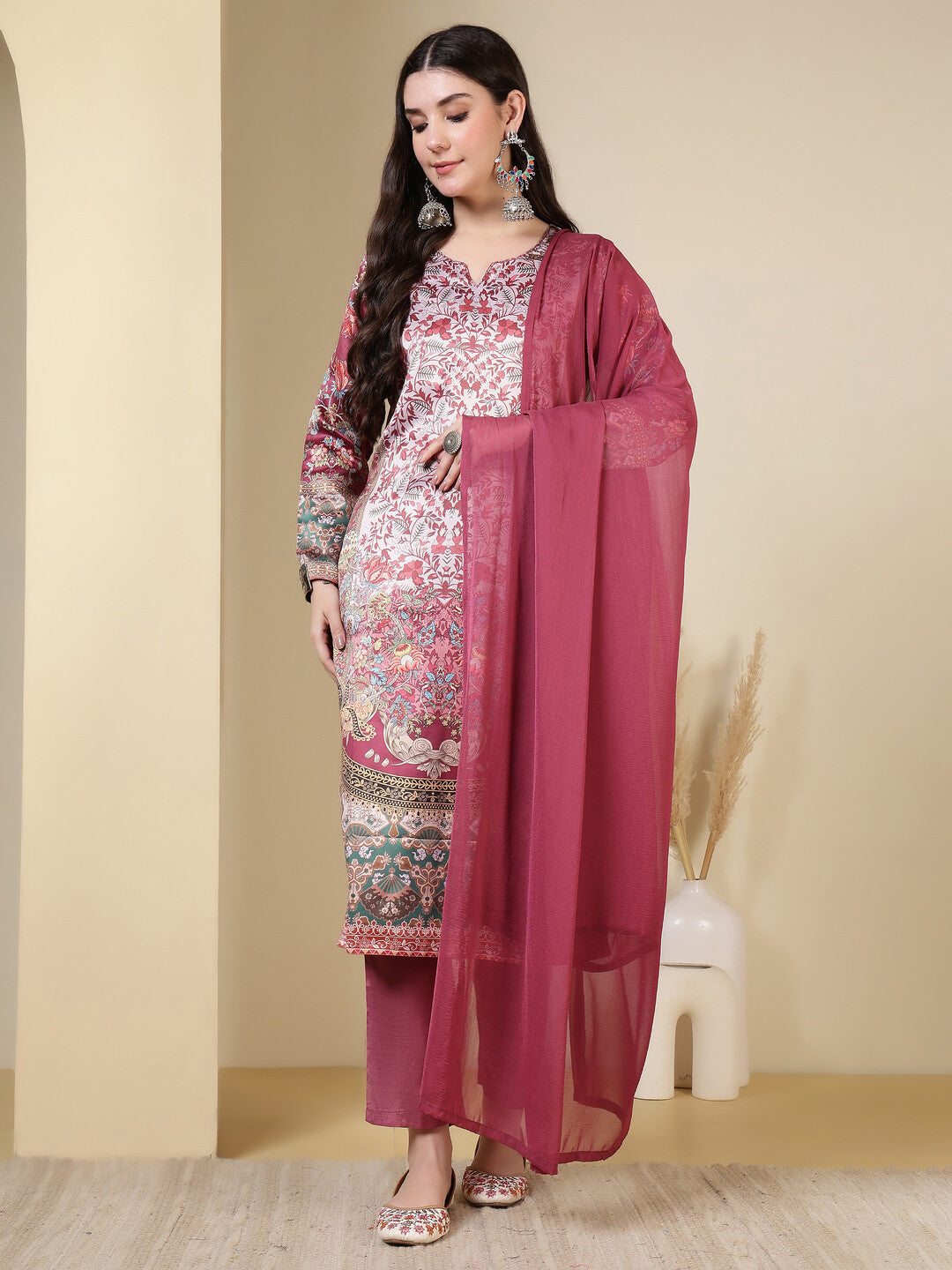 Floral Printed Straight Silk Blend Kurta & Trousers Sets