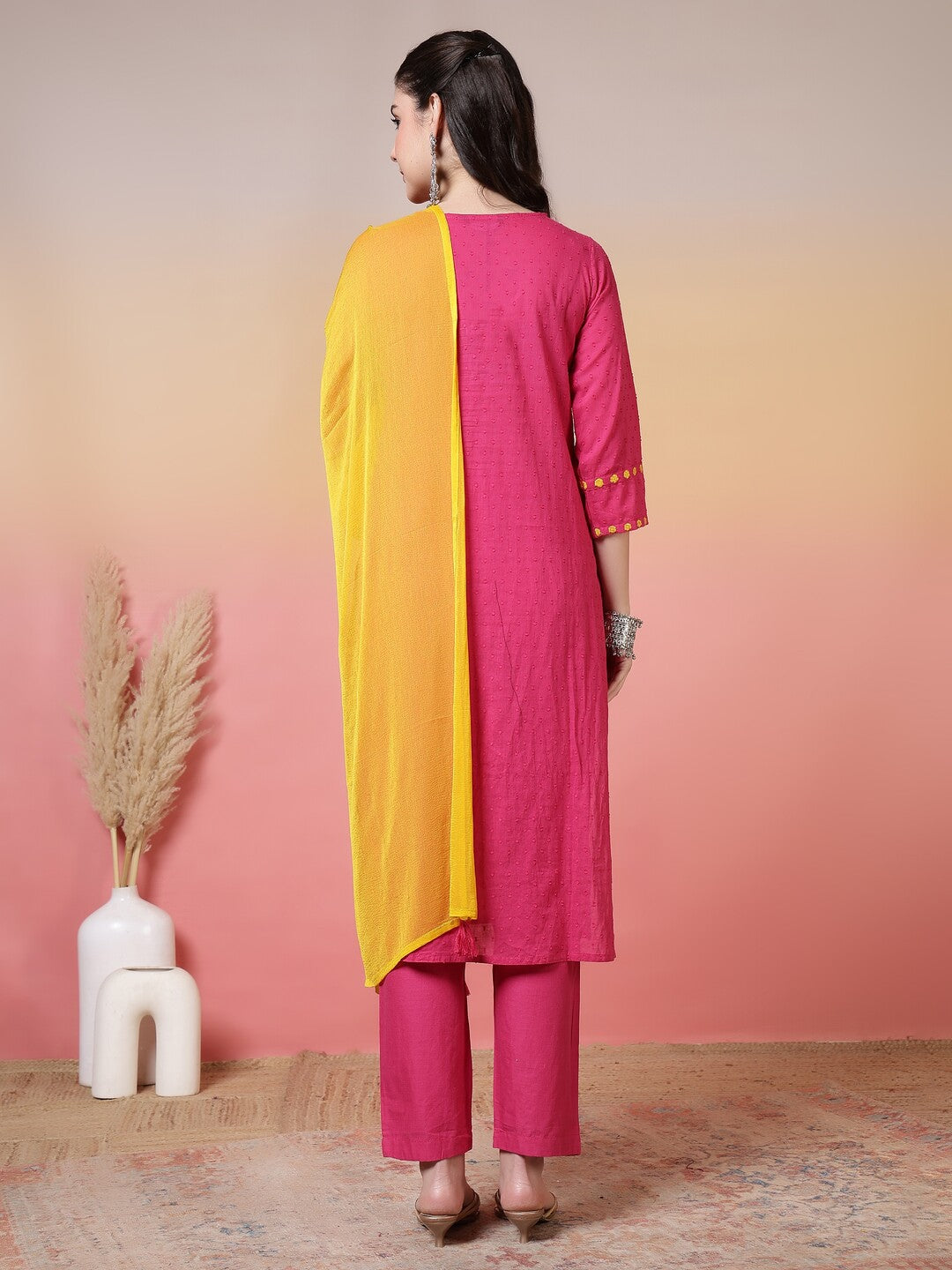 Floral Embroidered Straight Pure Cotton Kurta & Trousers Sets