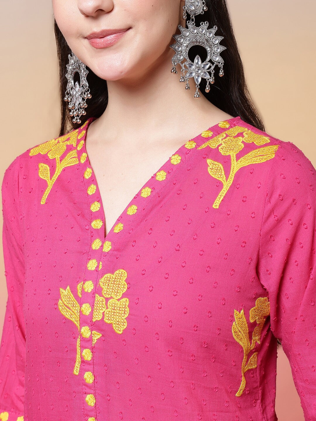 Floral Embroidered Straight Pure Cotton Kurta & Trousers Sets