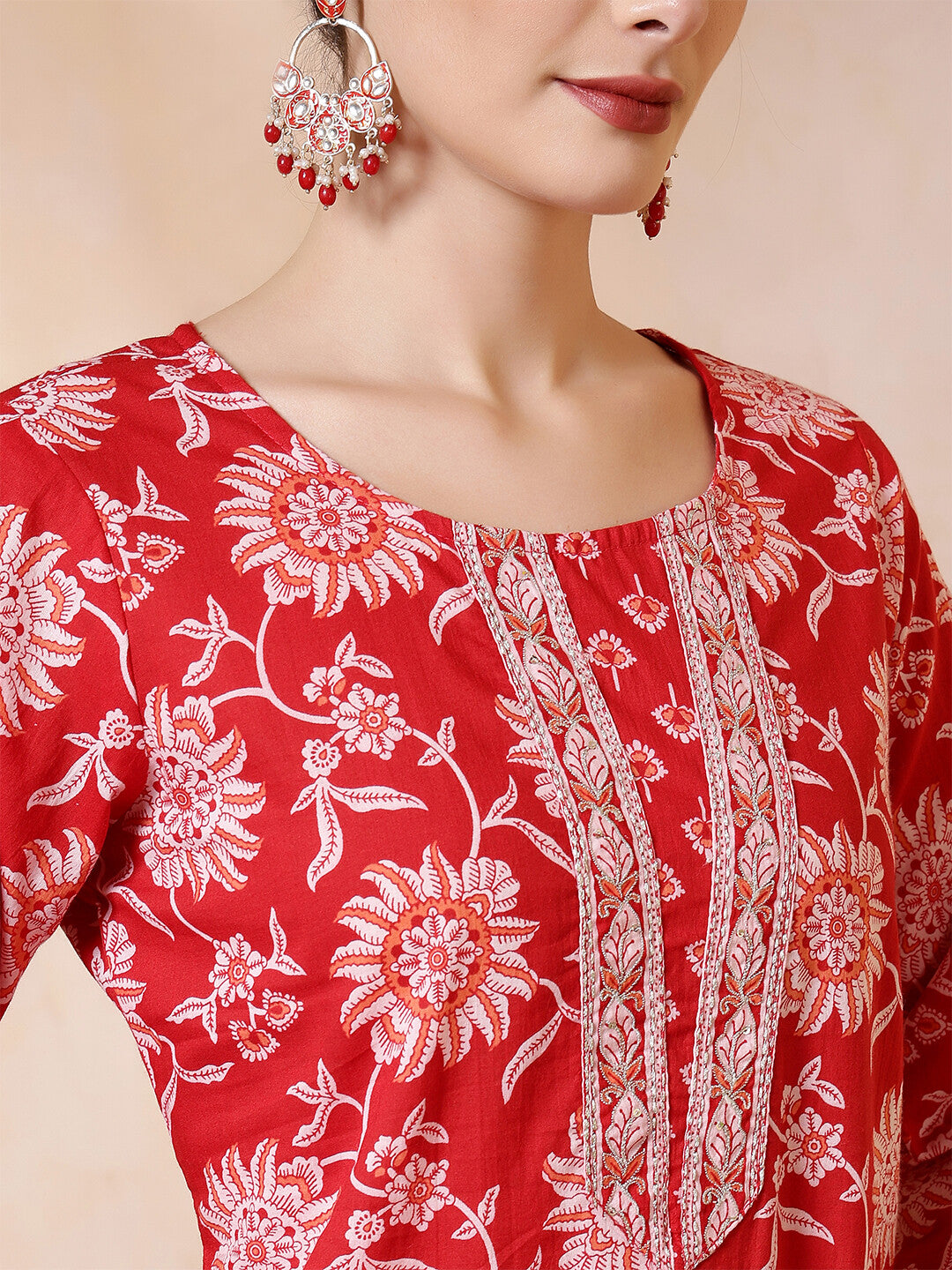 Floral Embroidered Straight Pure Cotton Kurta & Trousers Sets