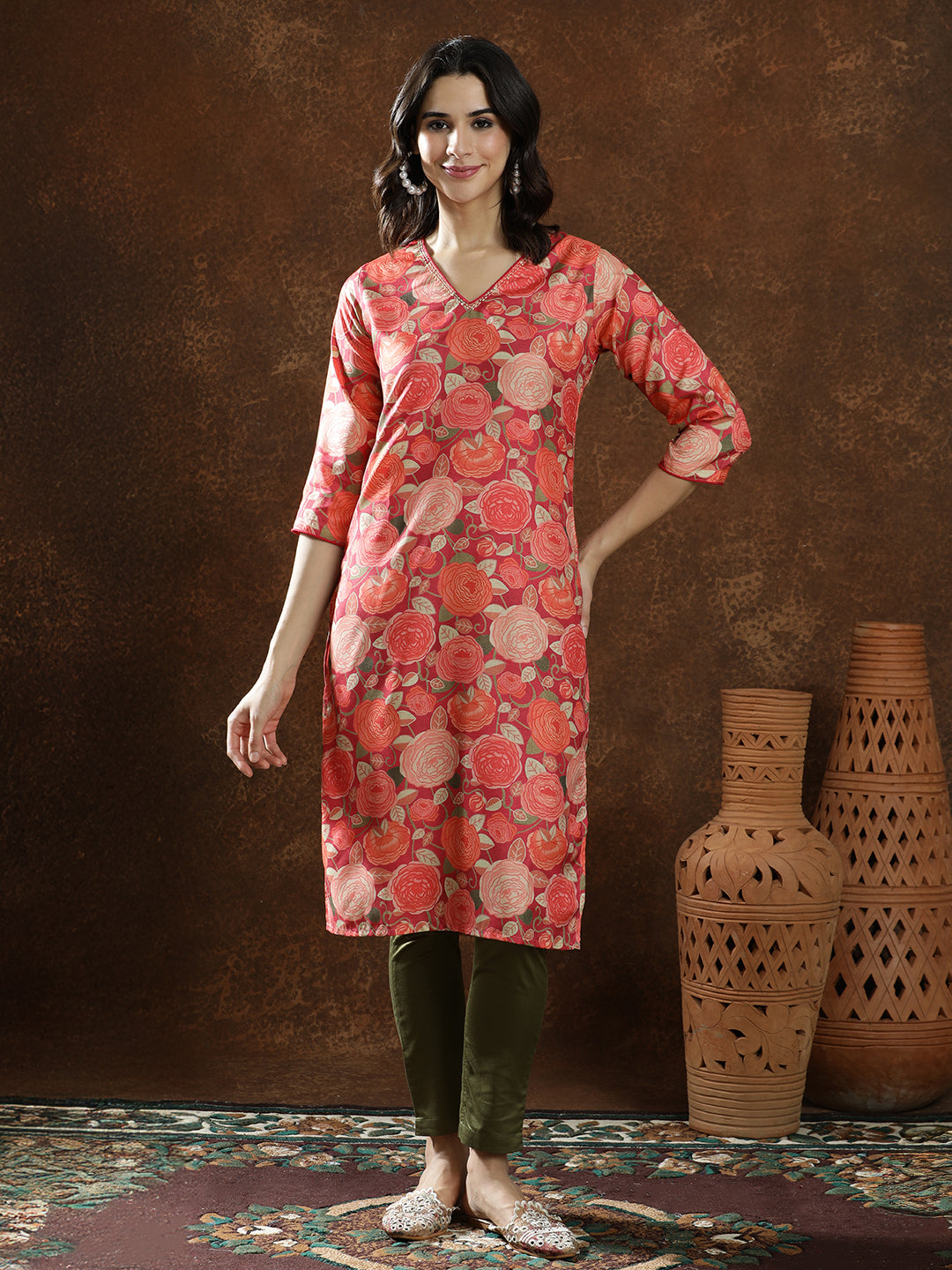 Floral Embroidered Straight Kurta