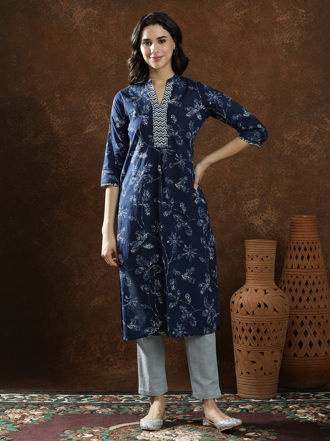 Floral Embroidered Straight Pure Cotton Kurta