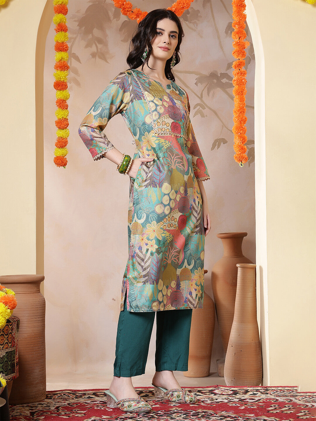 Floral Woven Design Straight Kurta