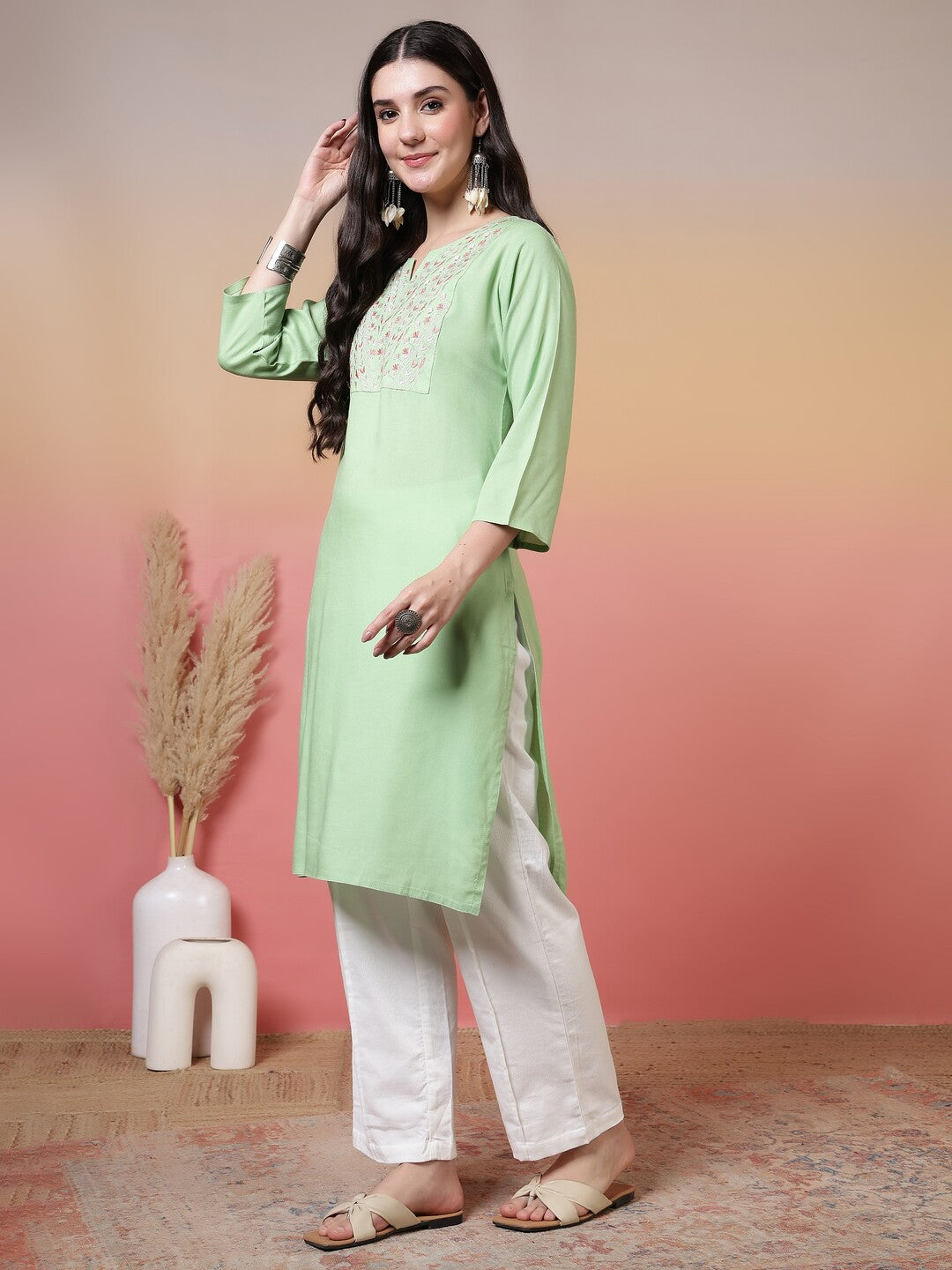 Solid Embroidered Straight Kurta