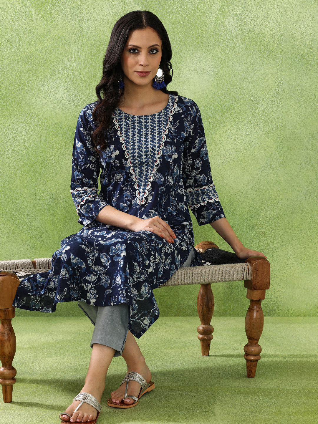 Floral Embroidered Straight Pure Cotton Kurta