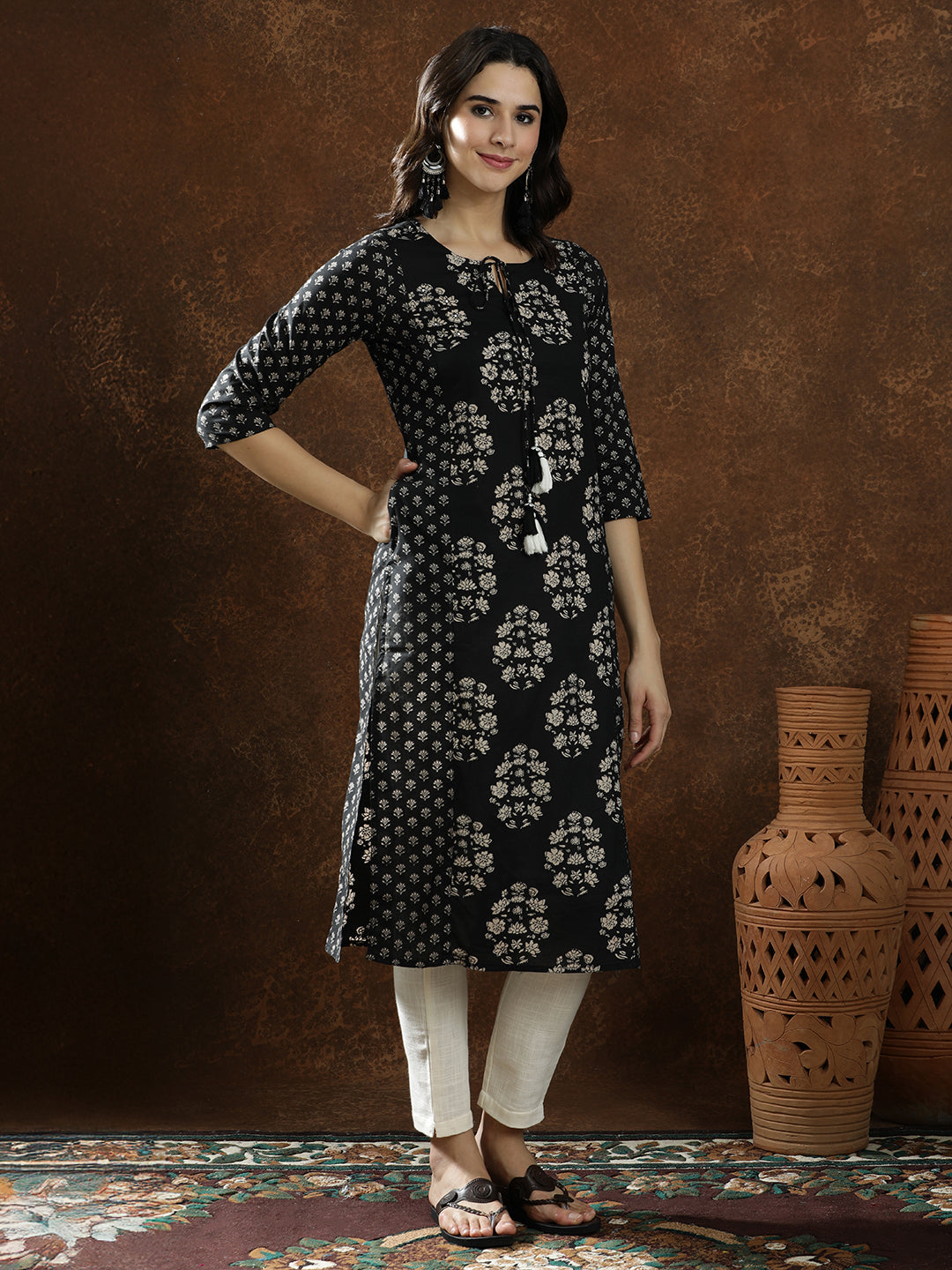 Floral Embroidered Straight Pure Cotton Kurta