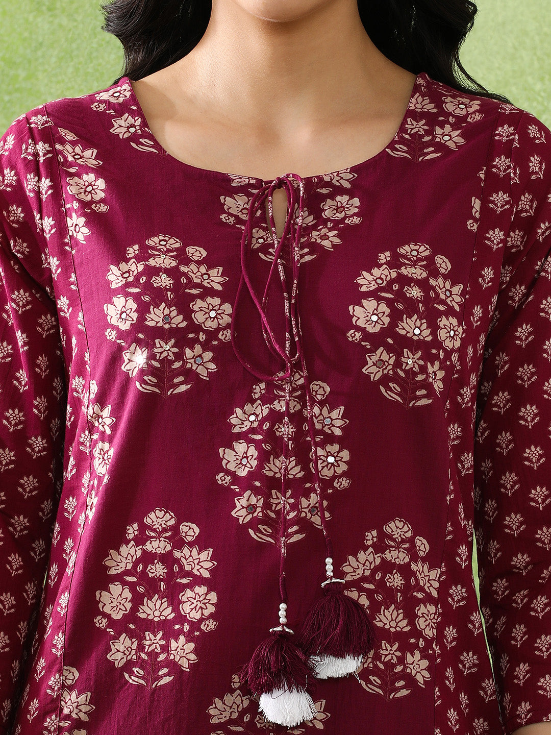 Floral Embroidered Straight Pure Cotton Kurta