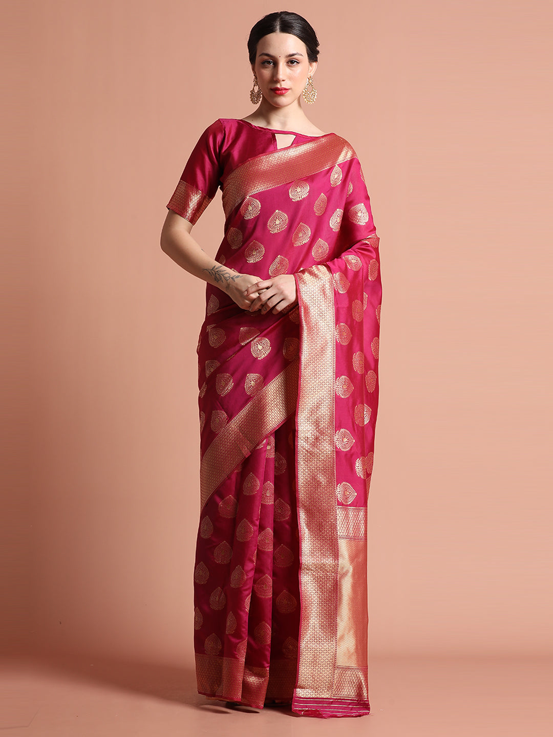 Magenta Zari Woven Design Silk Banarasi Saree