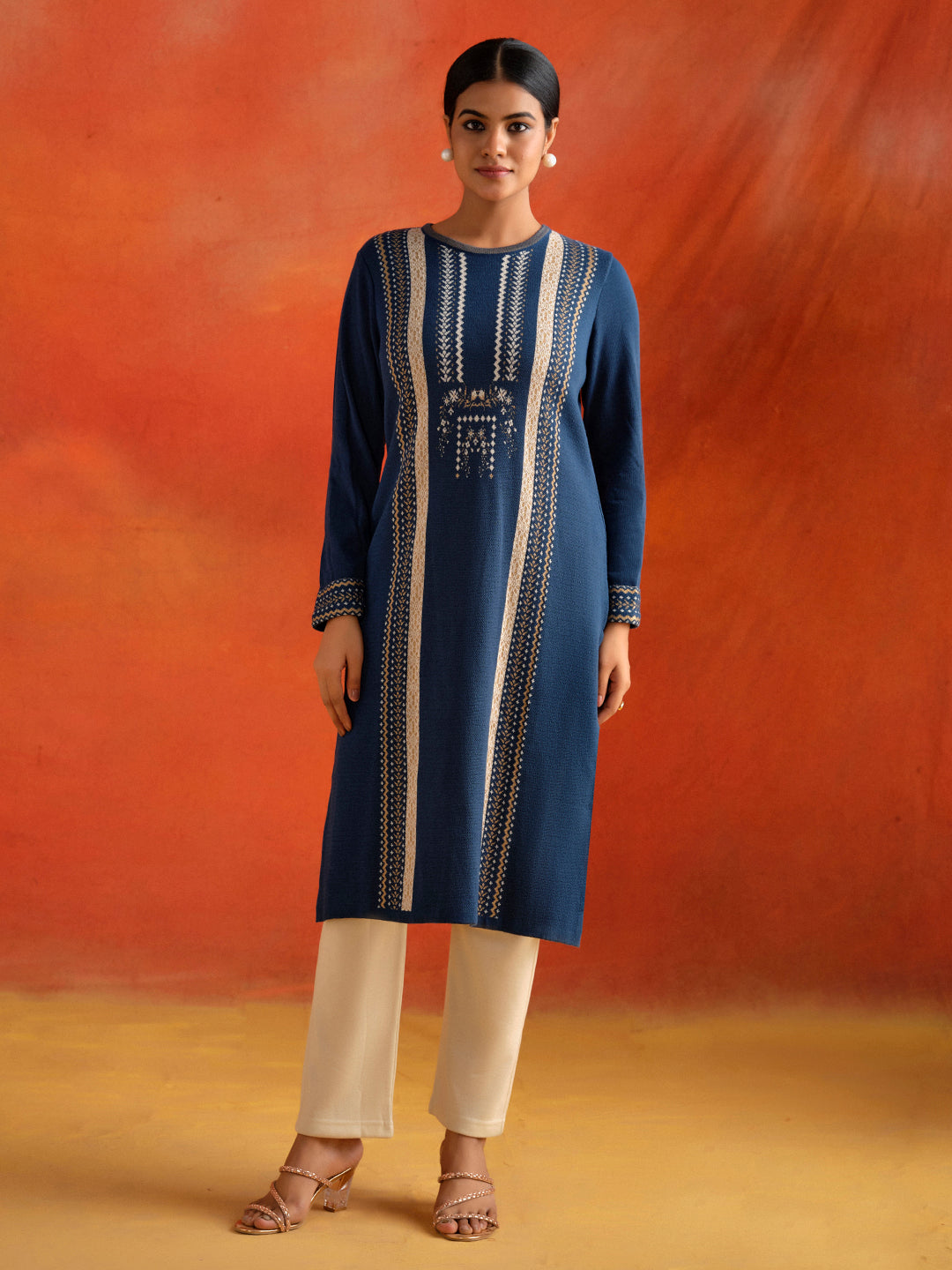 Straight Fit Solid Woolen Knitted Pants