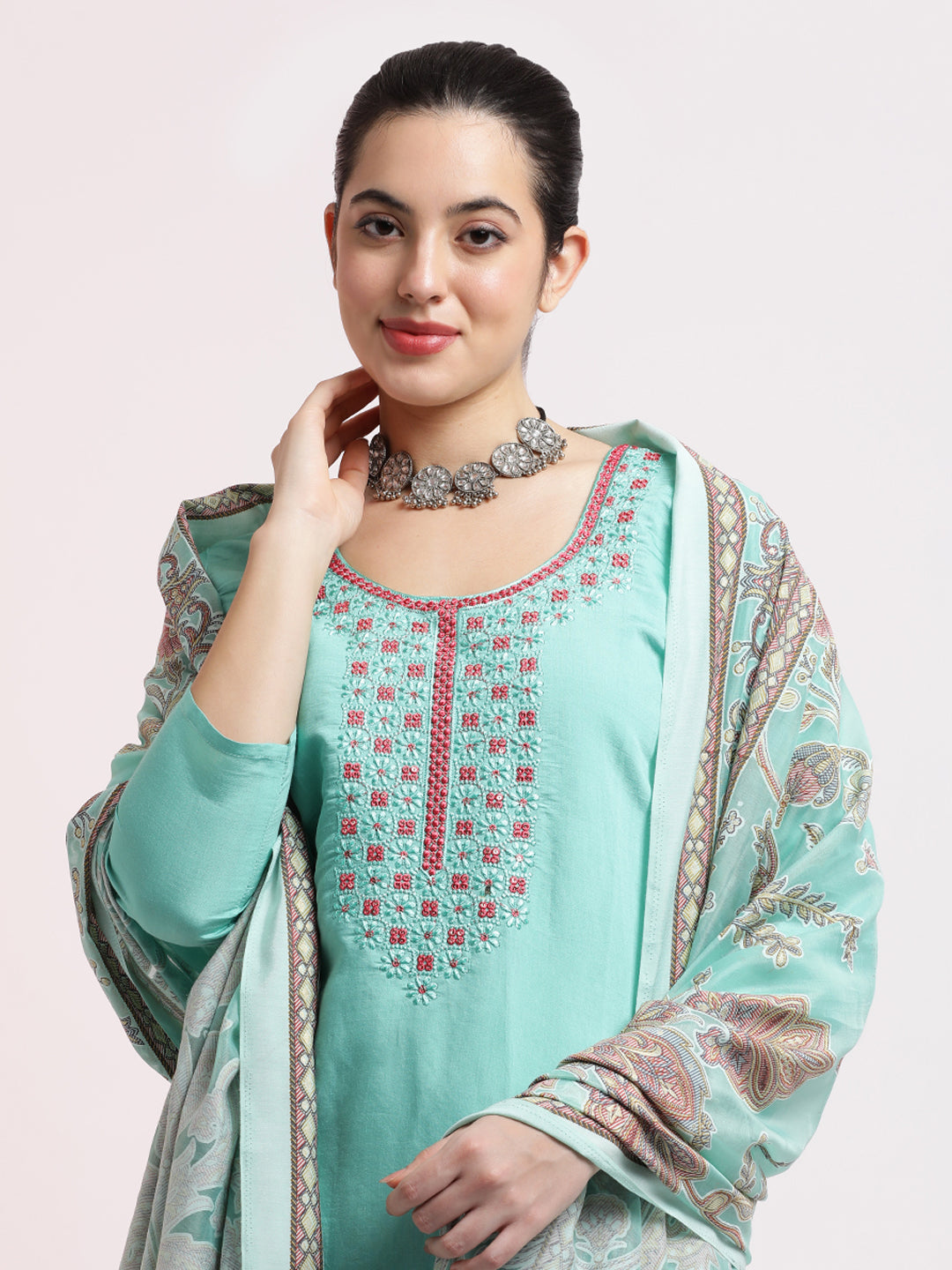 Sea Green Embroidered Silk Blend Kurta Set With Dupatta