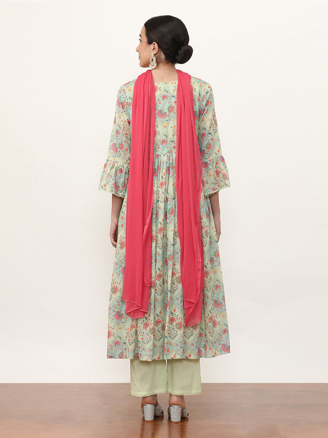 Embroidered Pure Cotton Floral Kurta Sets With Dupatta